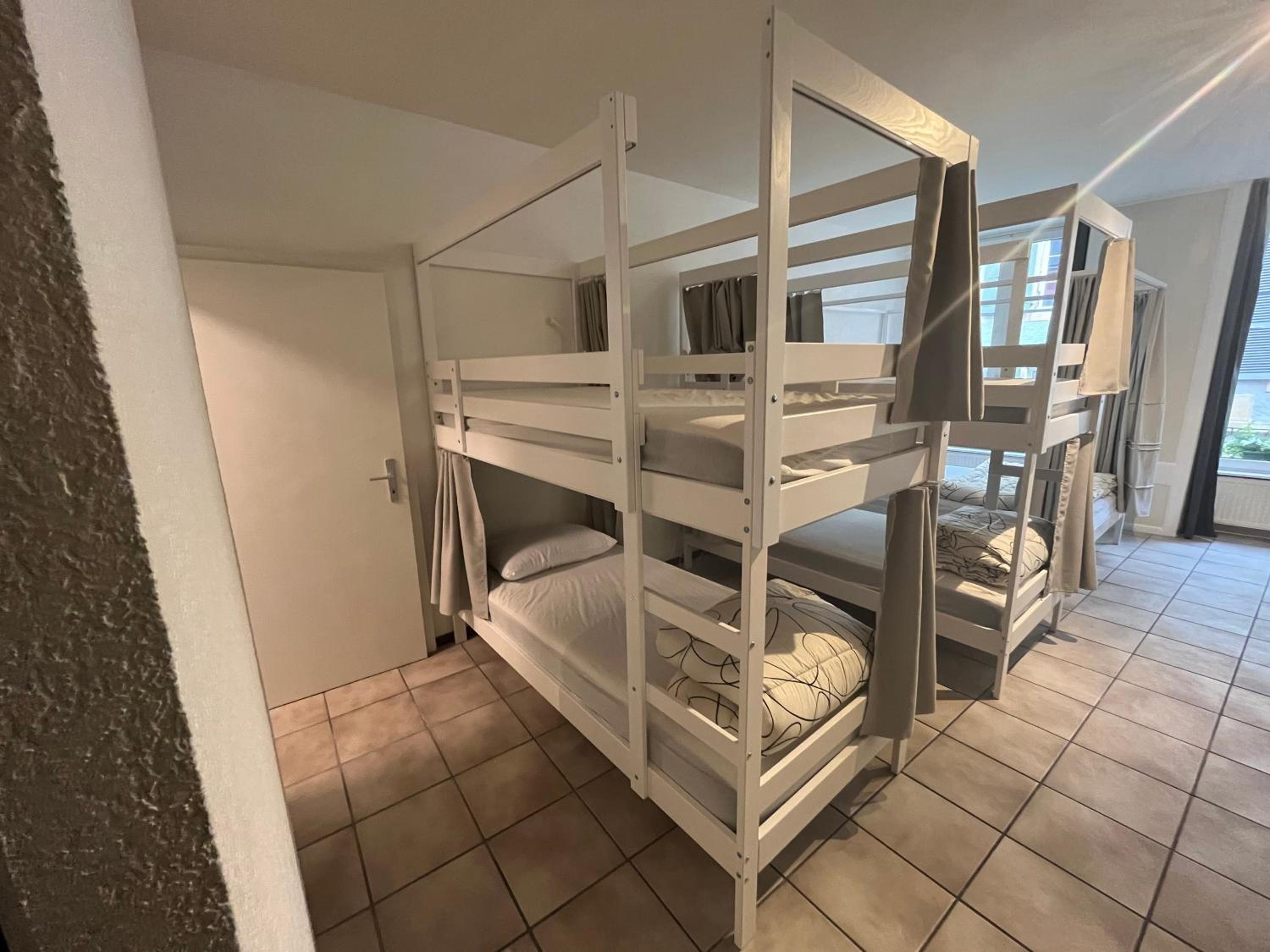 Mixed Dormitory Room photo 1