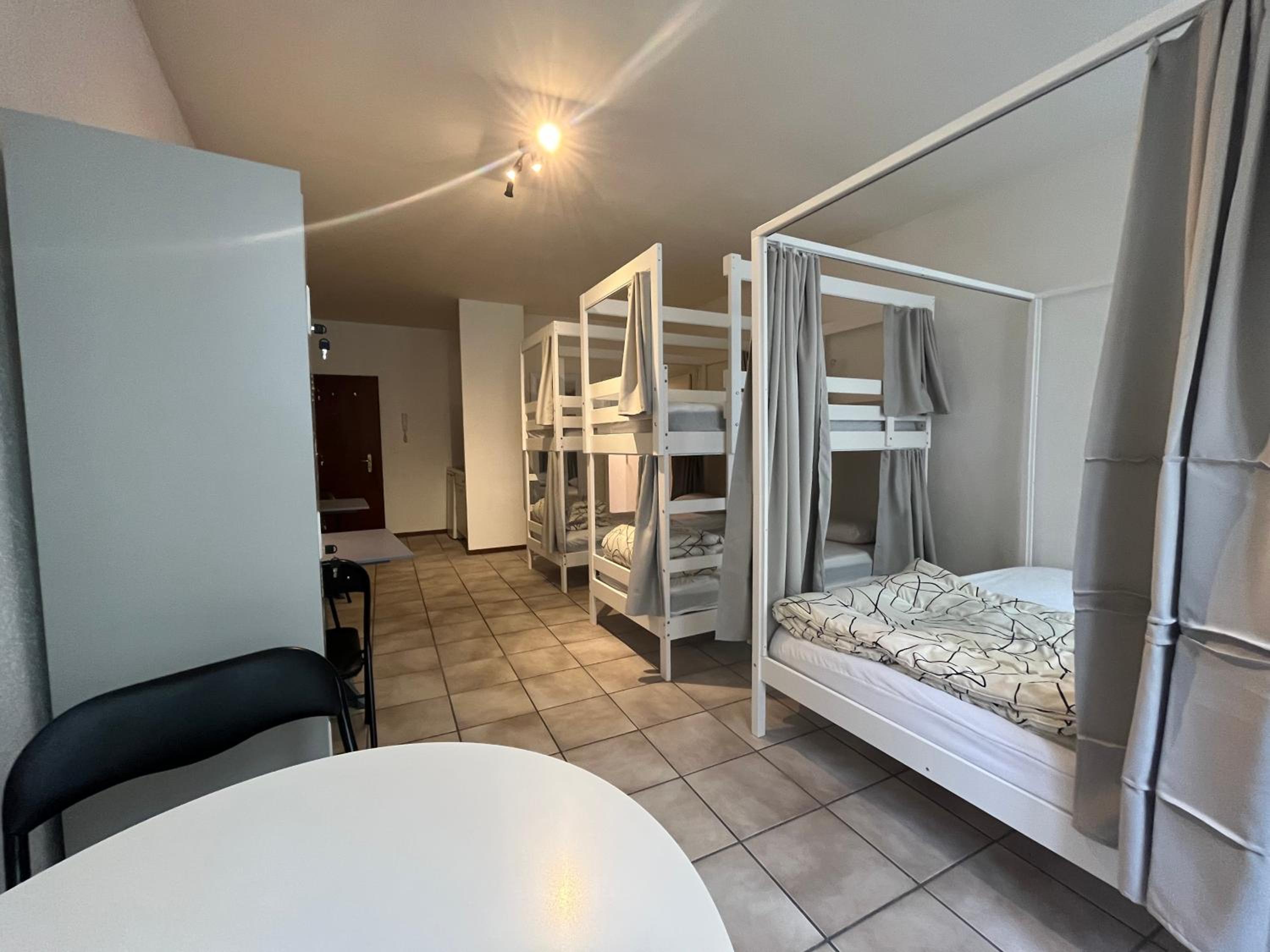 Mixed Dormitory Room photo 2