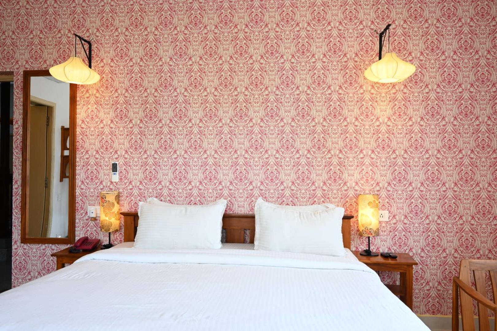 Deluxe Room - Photo 3