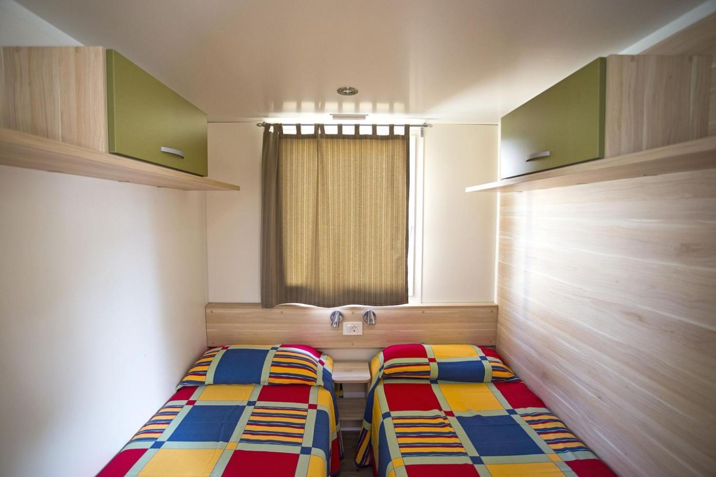 Mobile Home photo 1