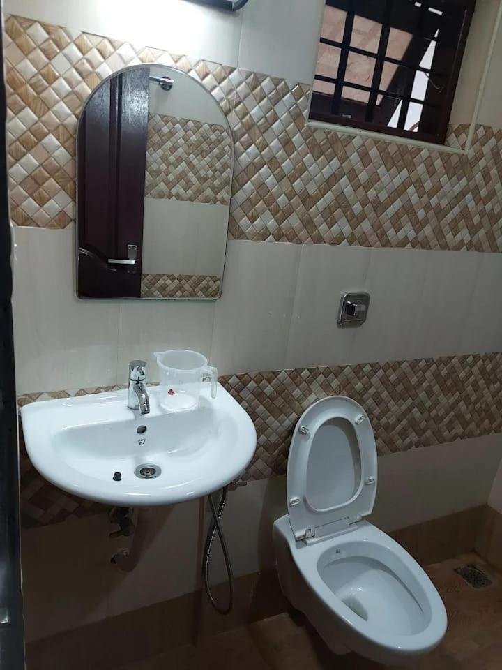 Standard Double or Twin Room photo 2