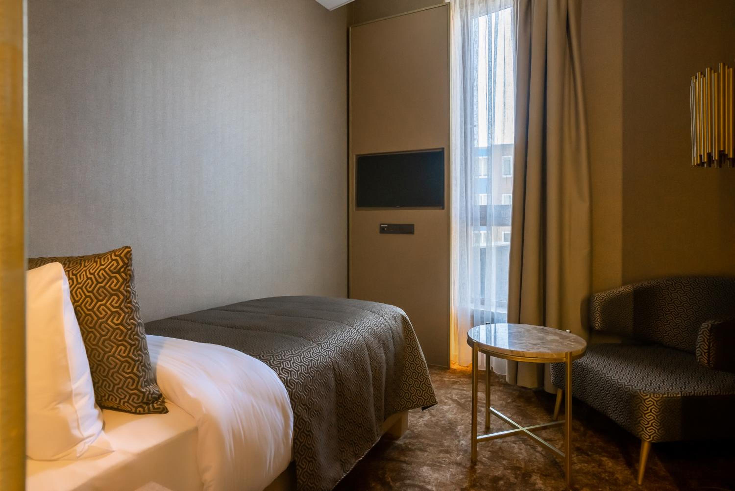 Triple Room - Photo 2