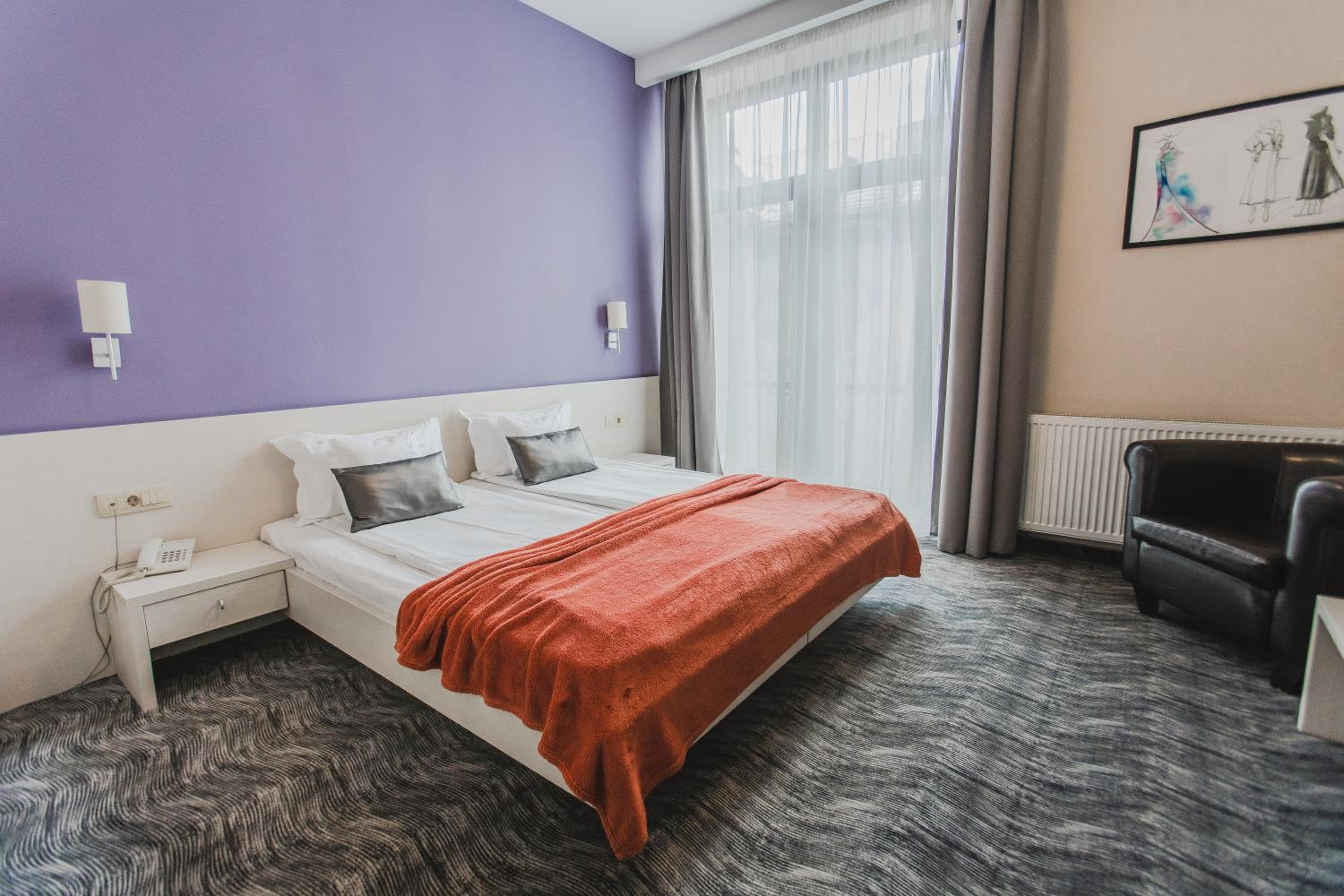 Standard Double Room - Photo 2