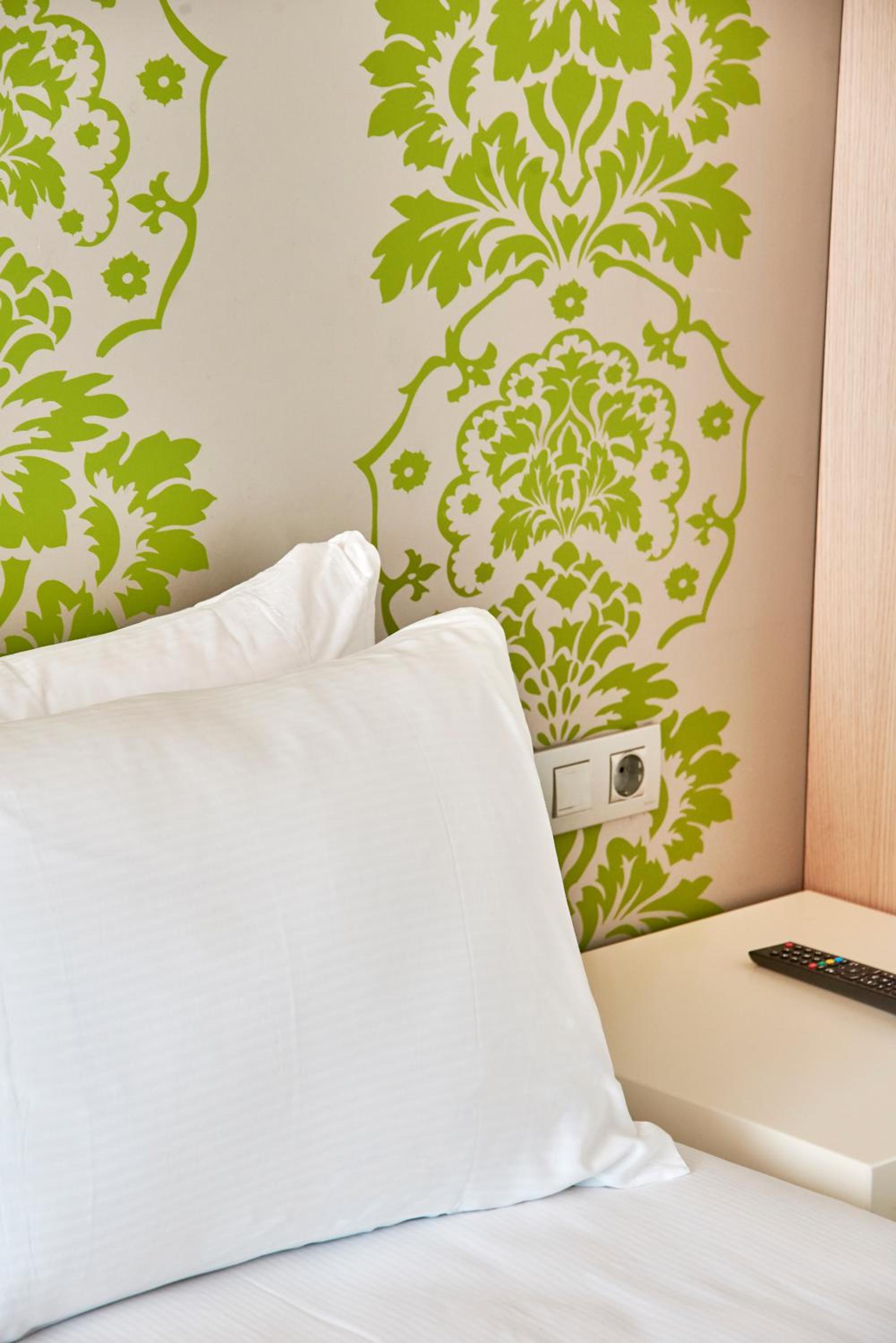 King Guest Room with Balcony