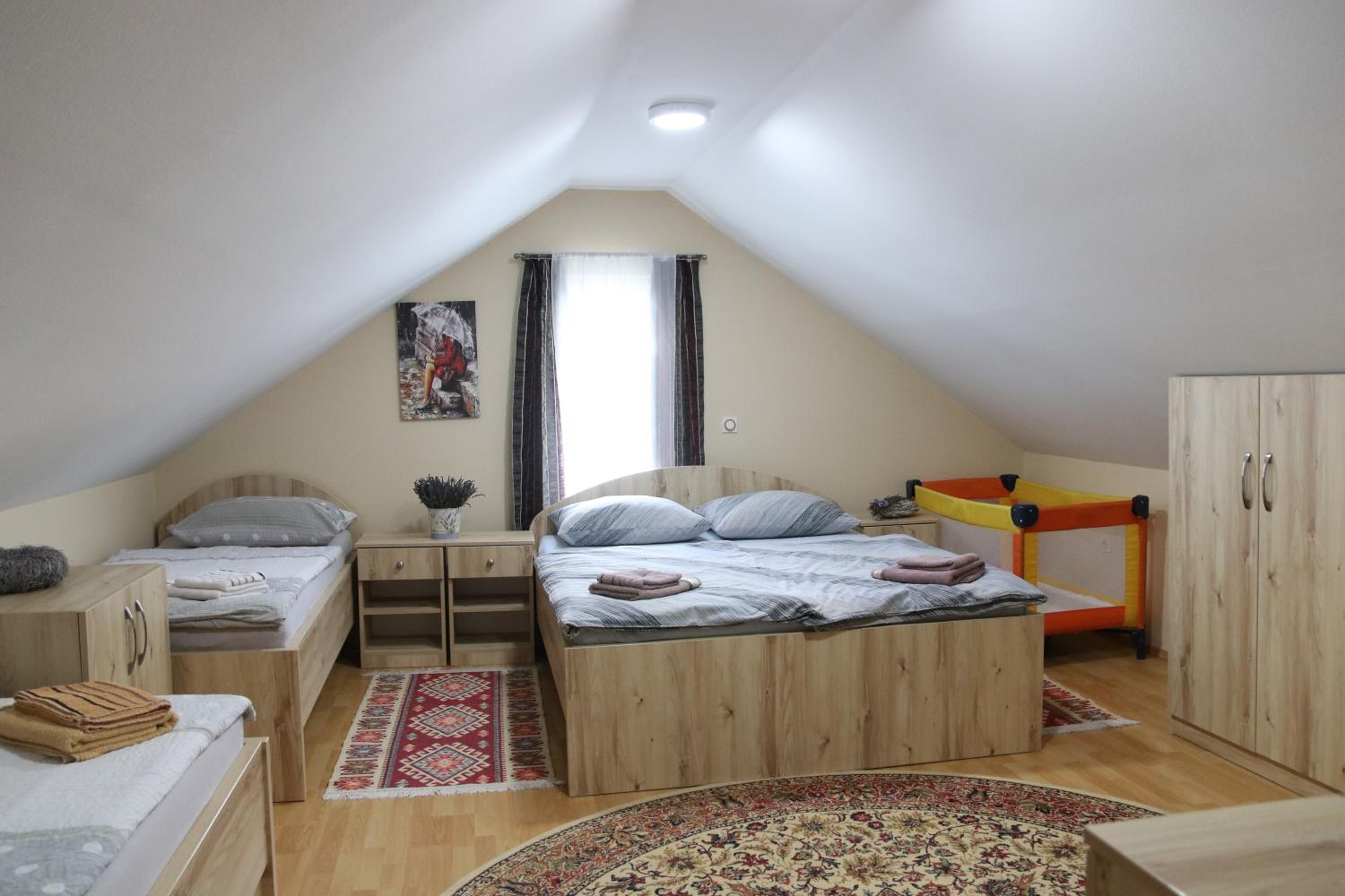 One-Bedroom House photo 1