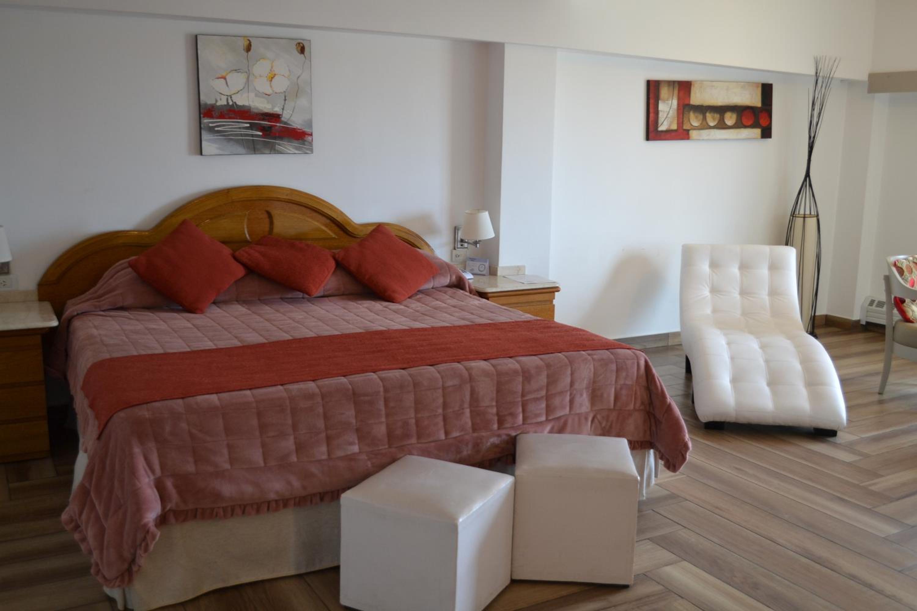Executive Suite photo 1