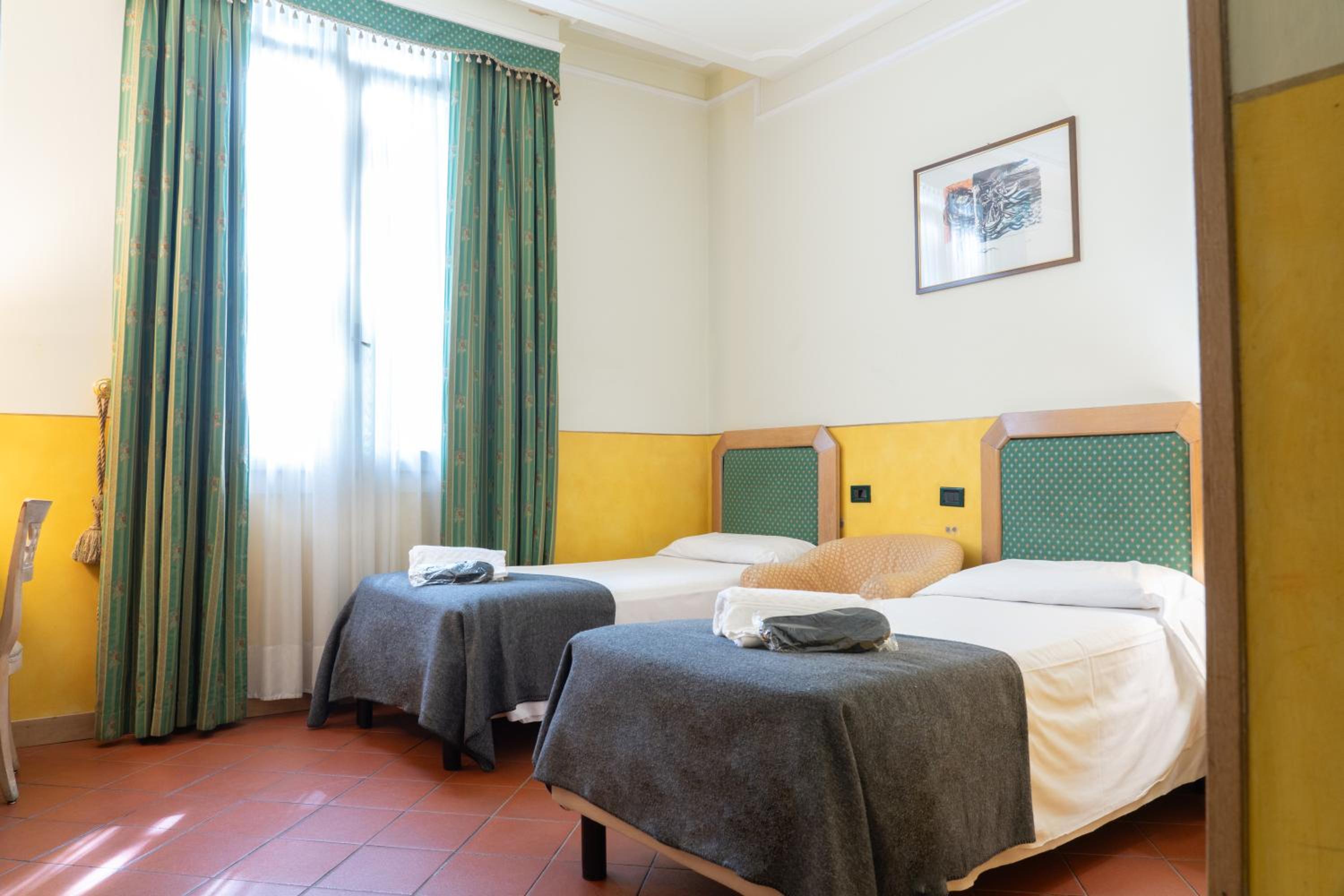 Classic Double or Twin Room photo 1