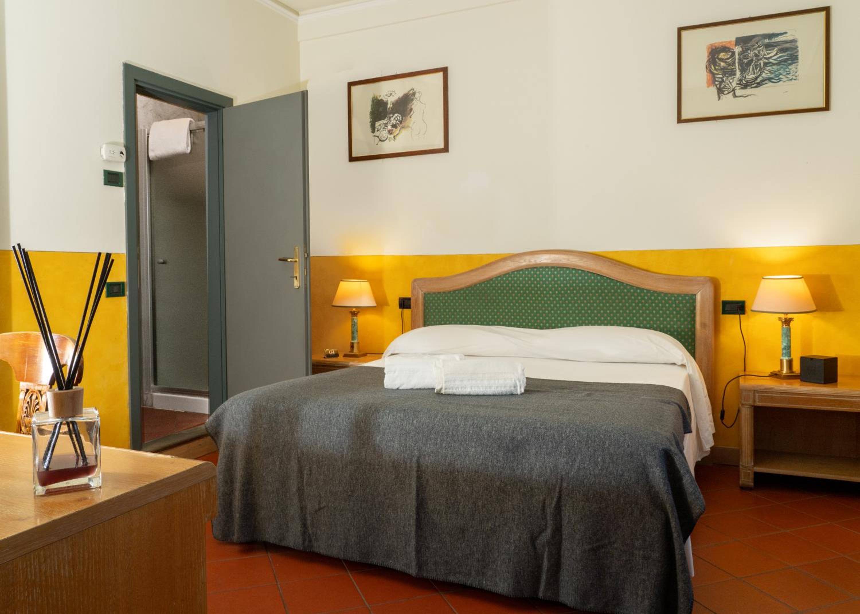 Junior Suite with Balcony photo 1
