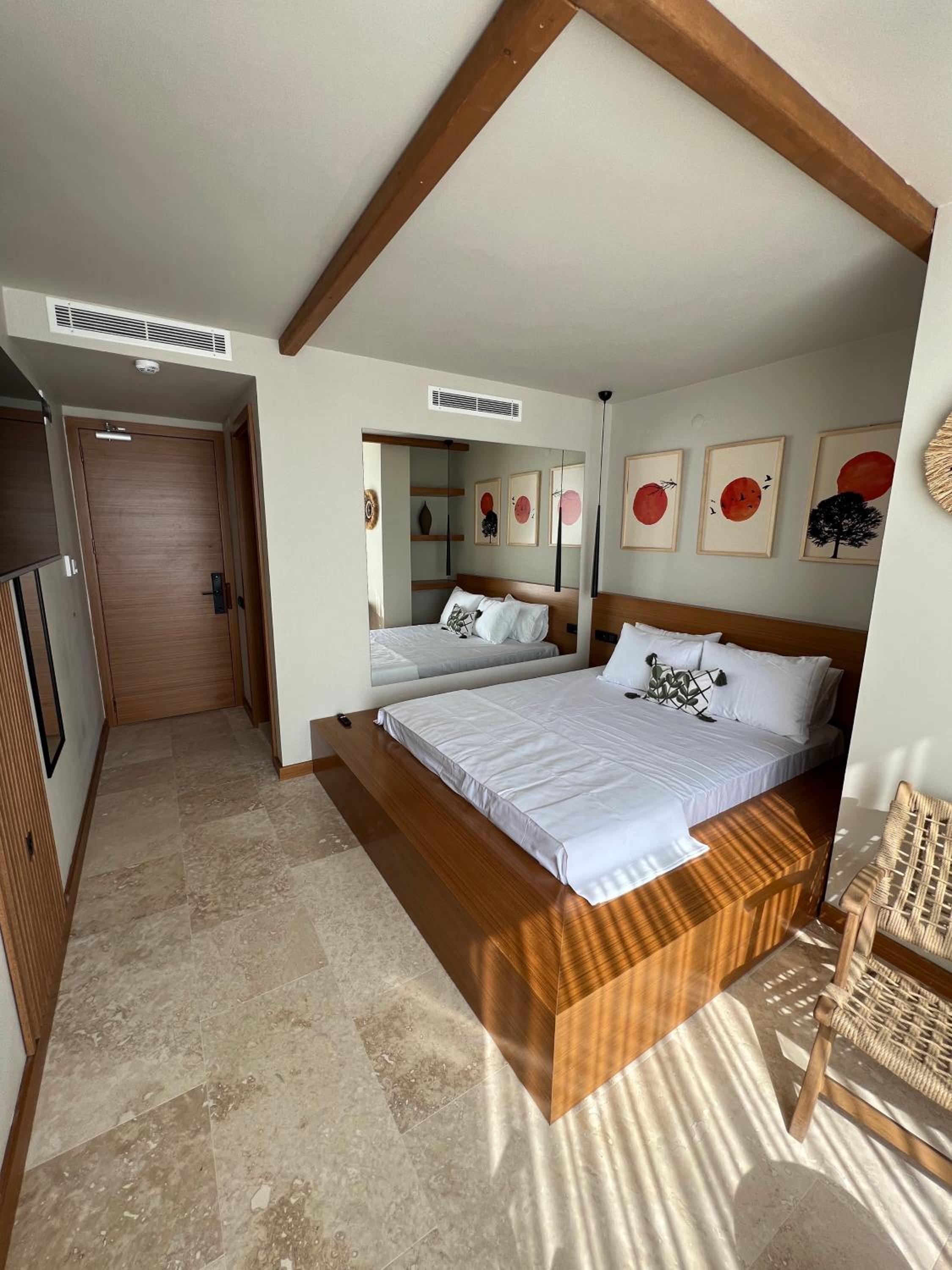 Double Room with Sea View photo 1