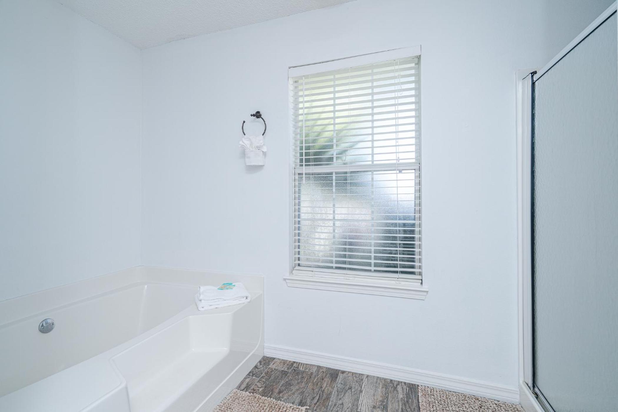 Three-Bedroom House - Photo 35