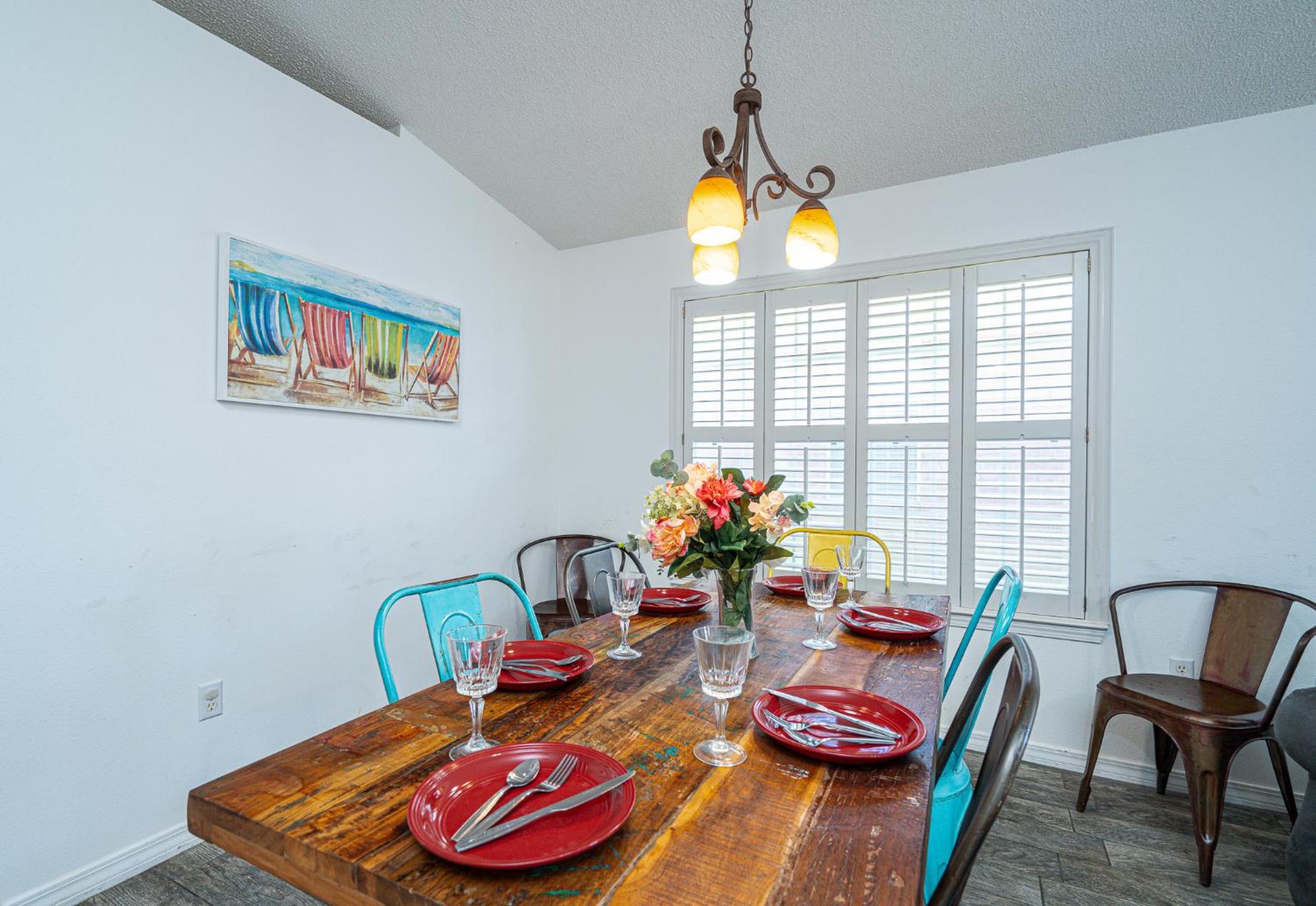 Three-Bedroom House - Photo 15