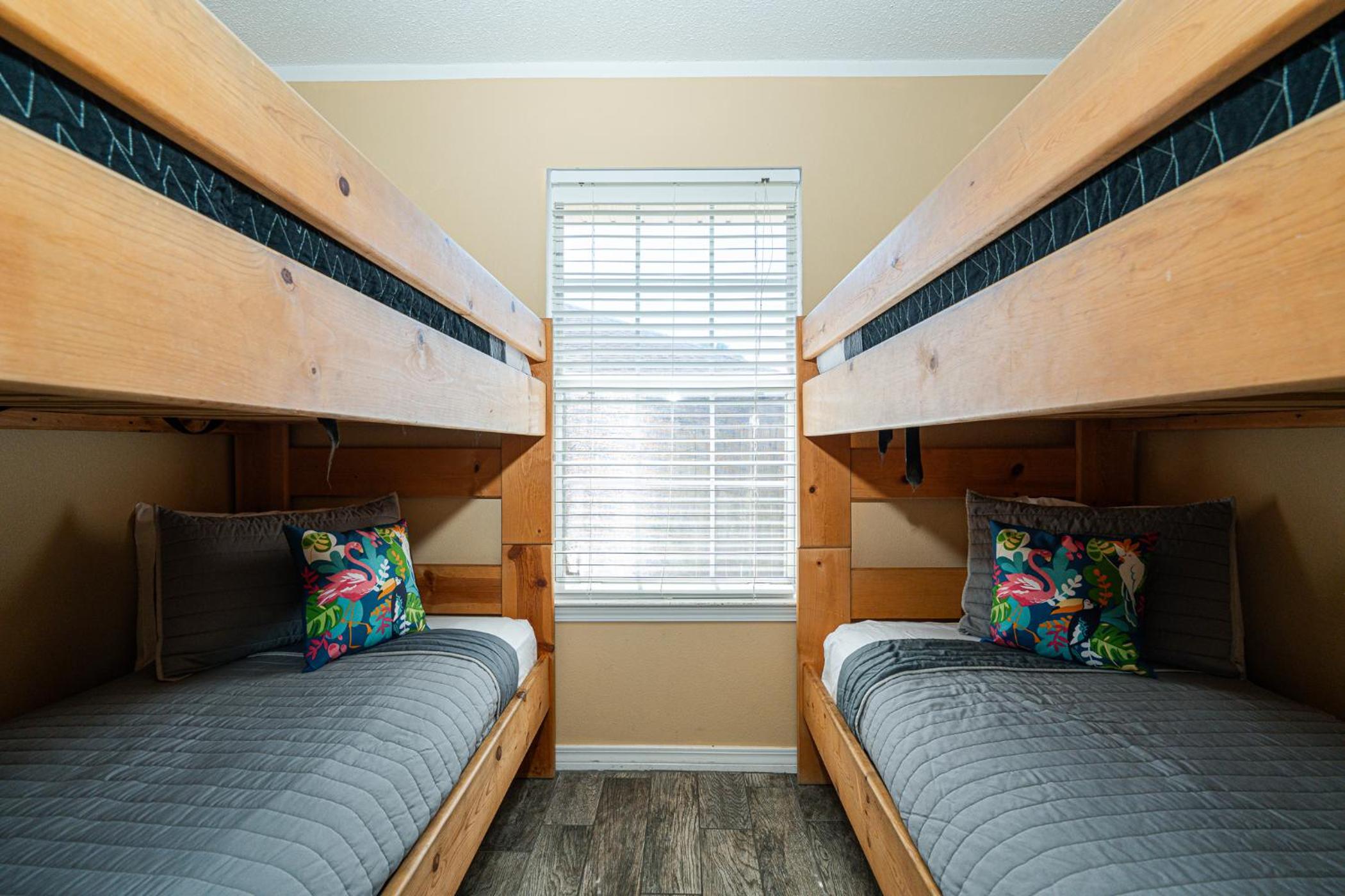 Three-Bedroom House - Photo 11
