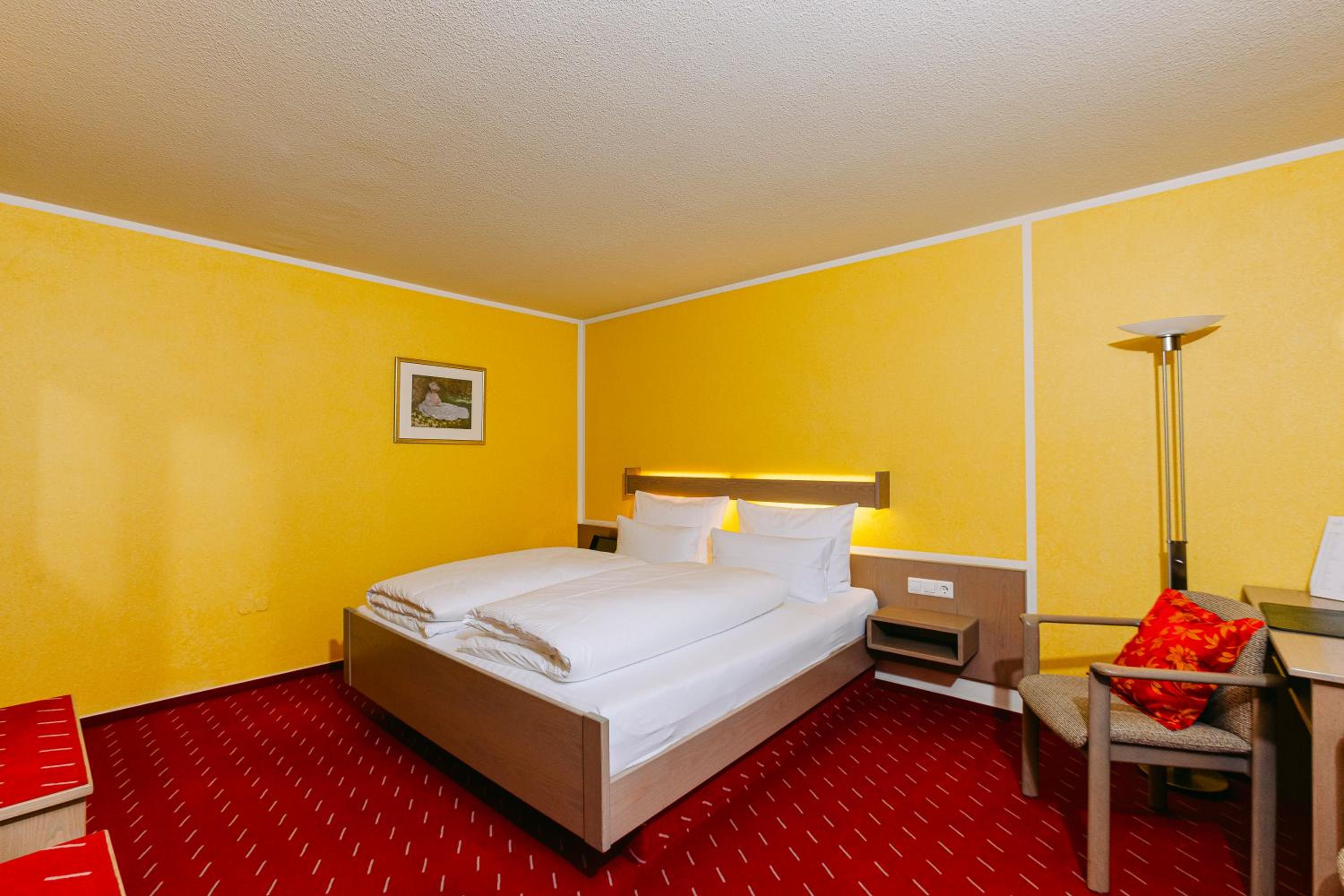 Standard Double Room - Photo 1