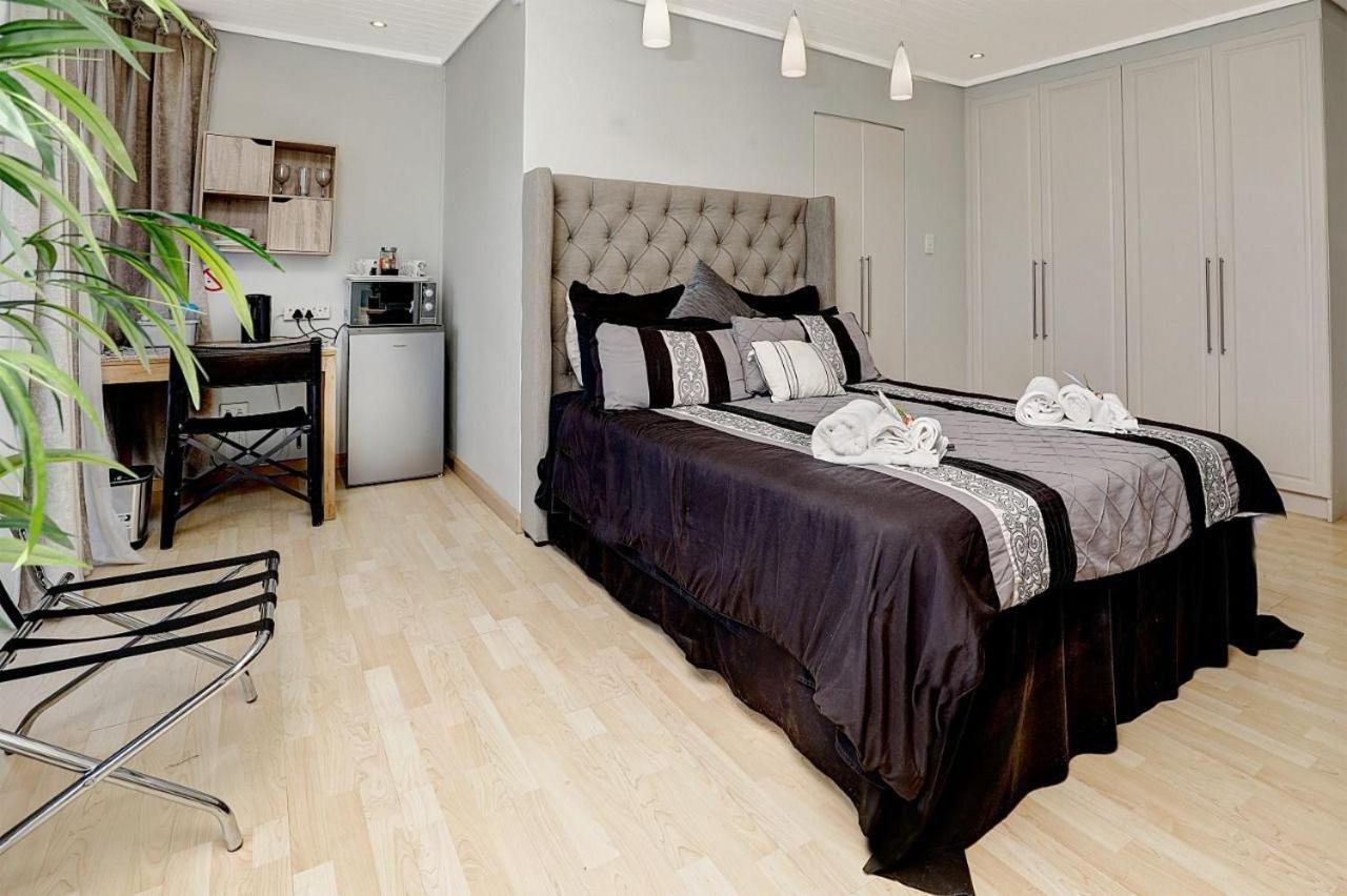 Deluxe Double Room - Photo 2