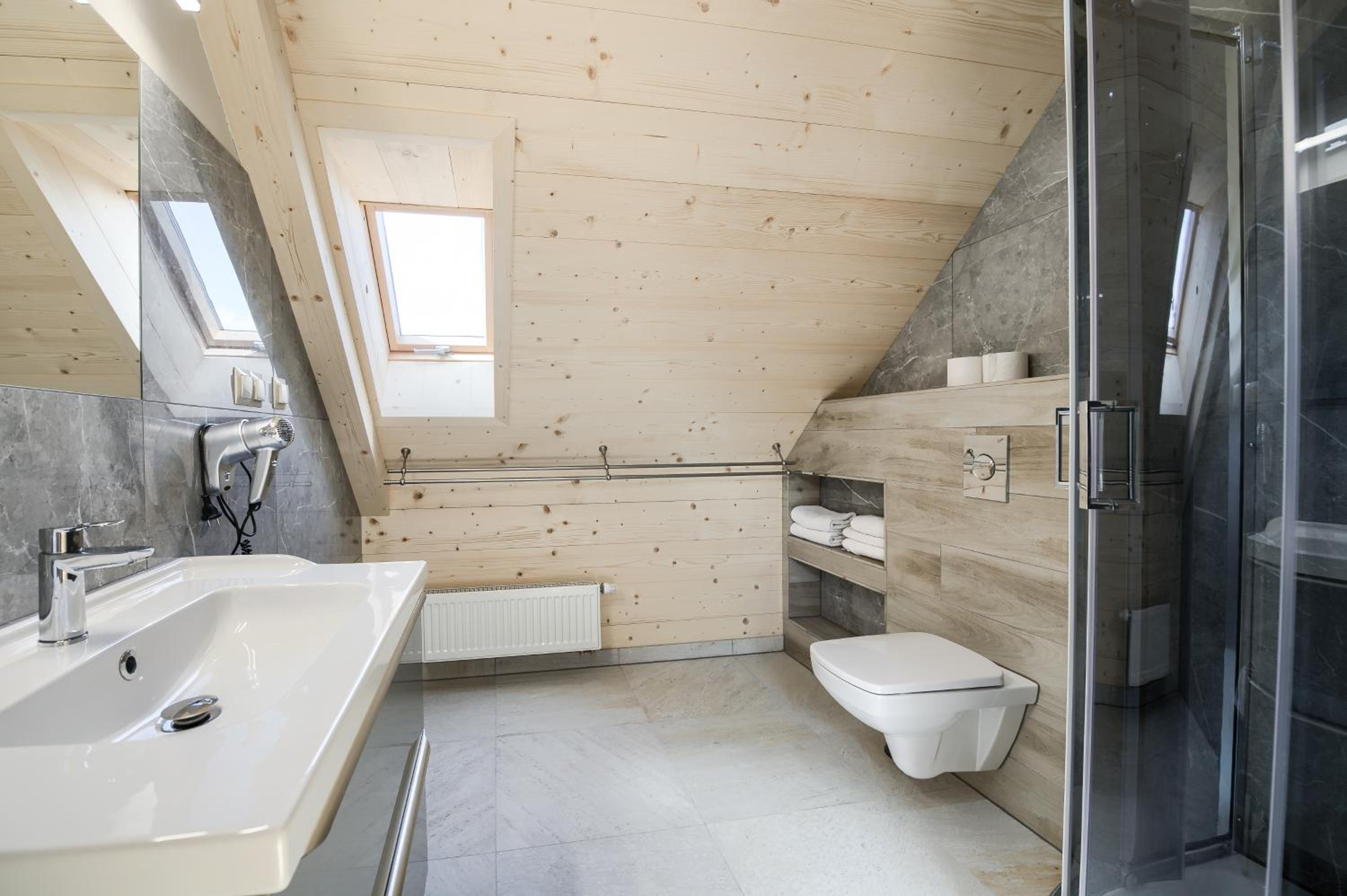 Deluxe Triple Room - Photo 4