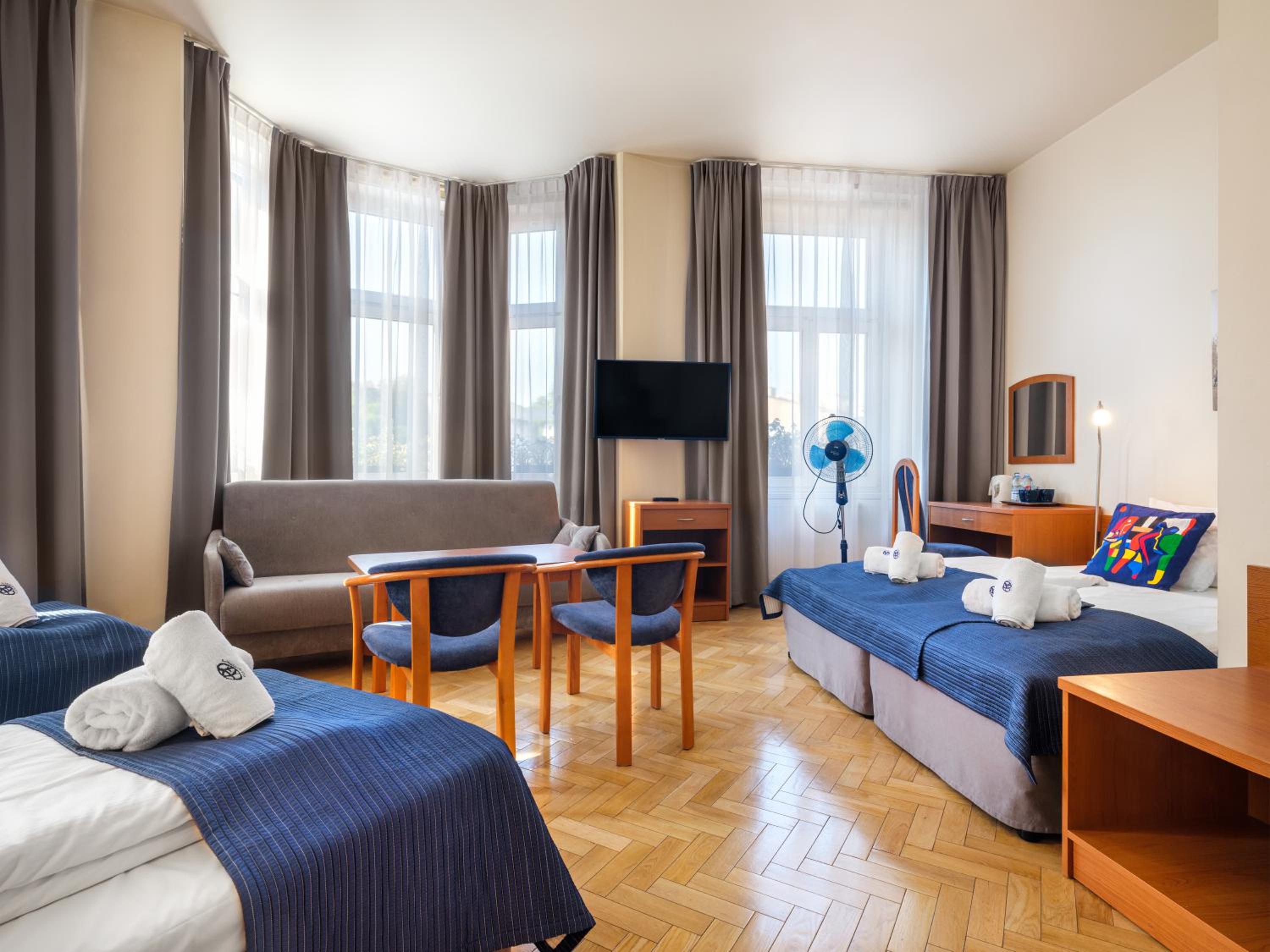 Quadruple Room photo 2