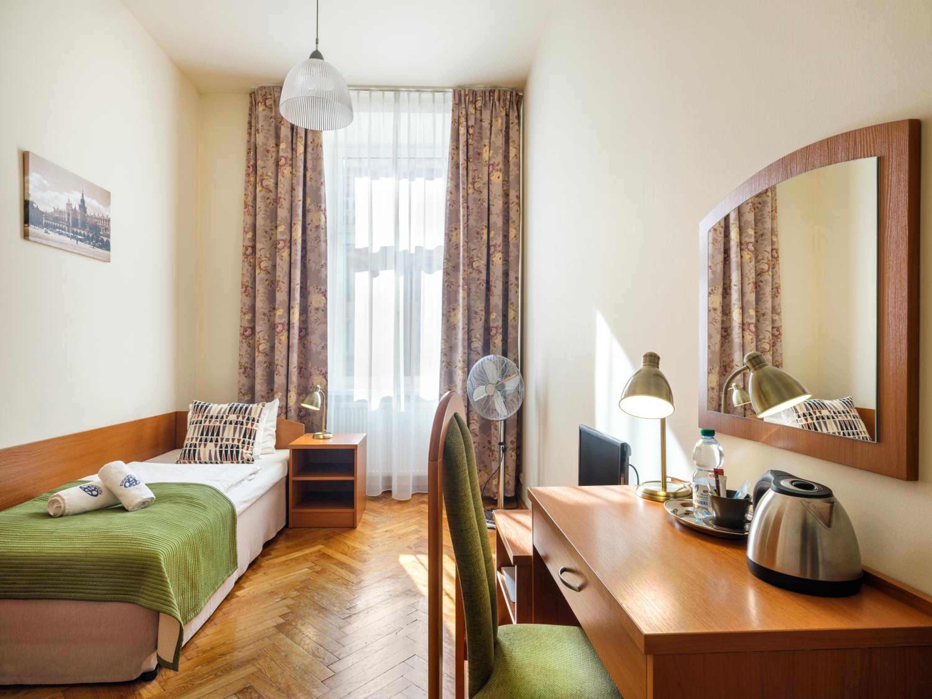Single Room photo 3