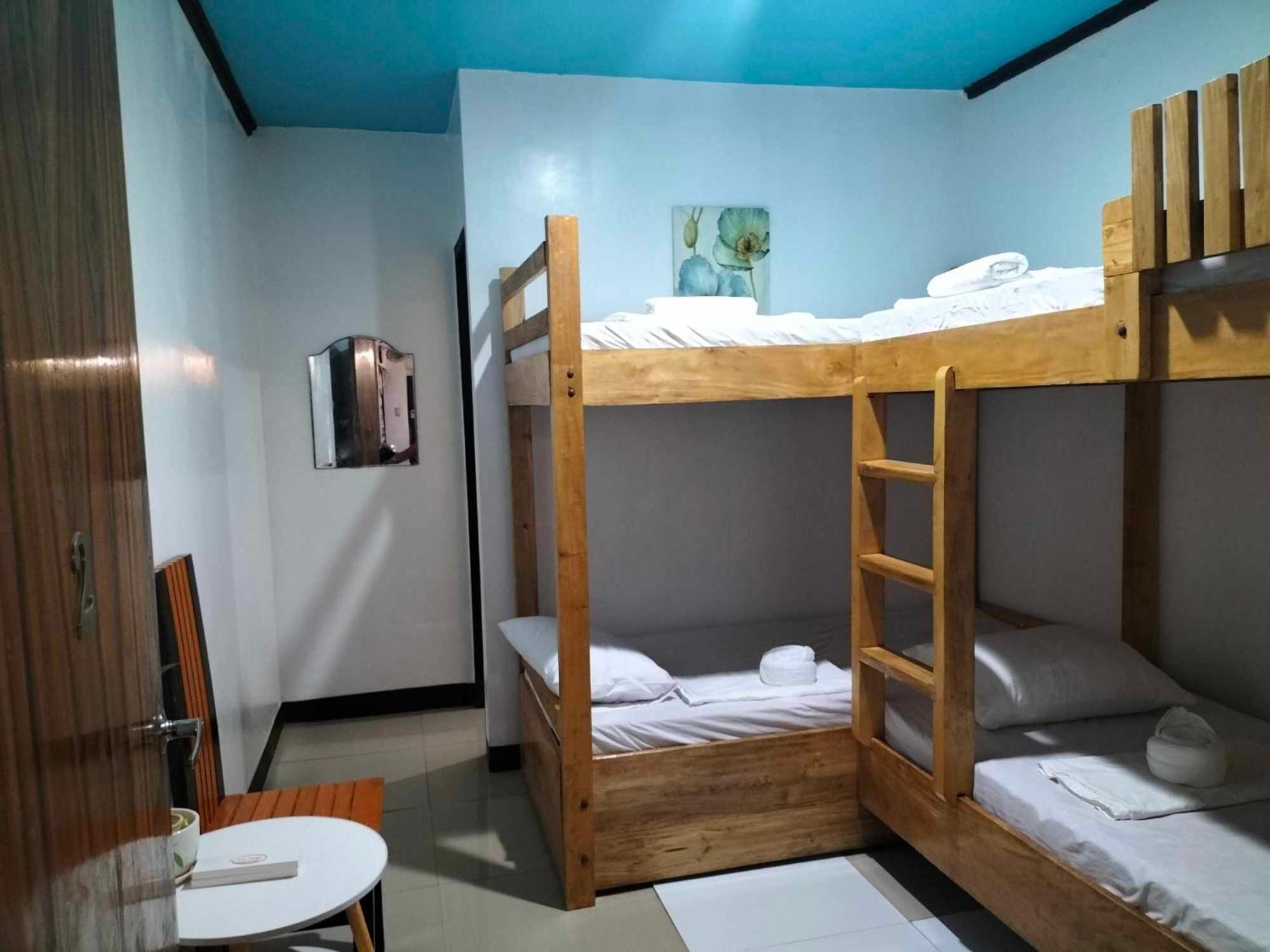 Quadruple Room - Photo 2