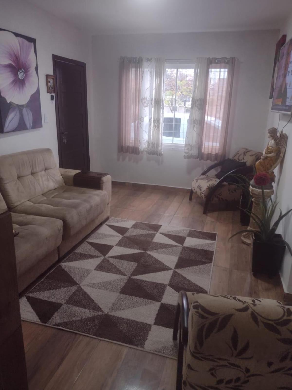 Three-Bedroom House photo 1