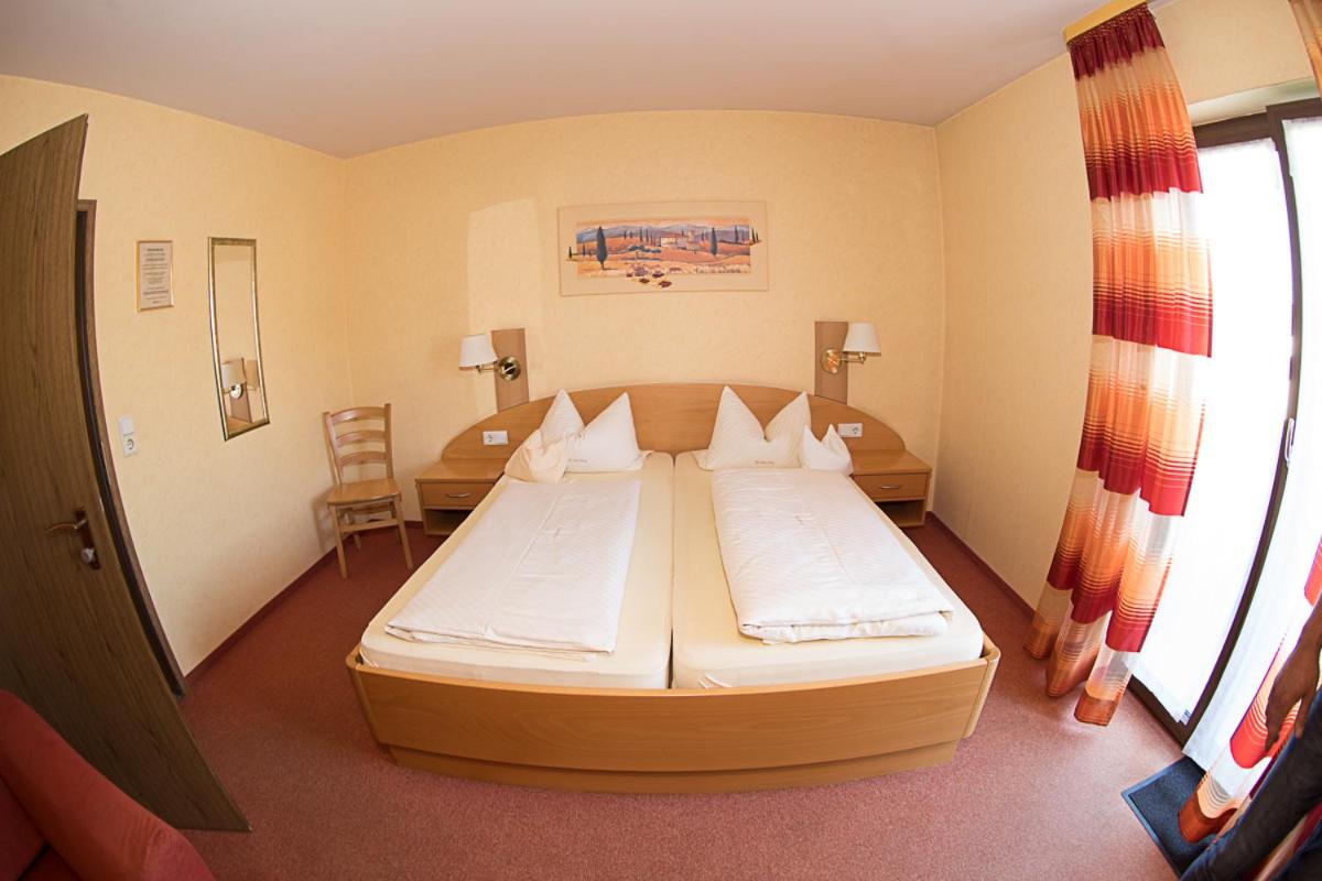 Quadruple Room with Garden View photo 3