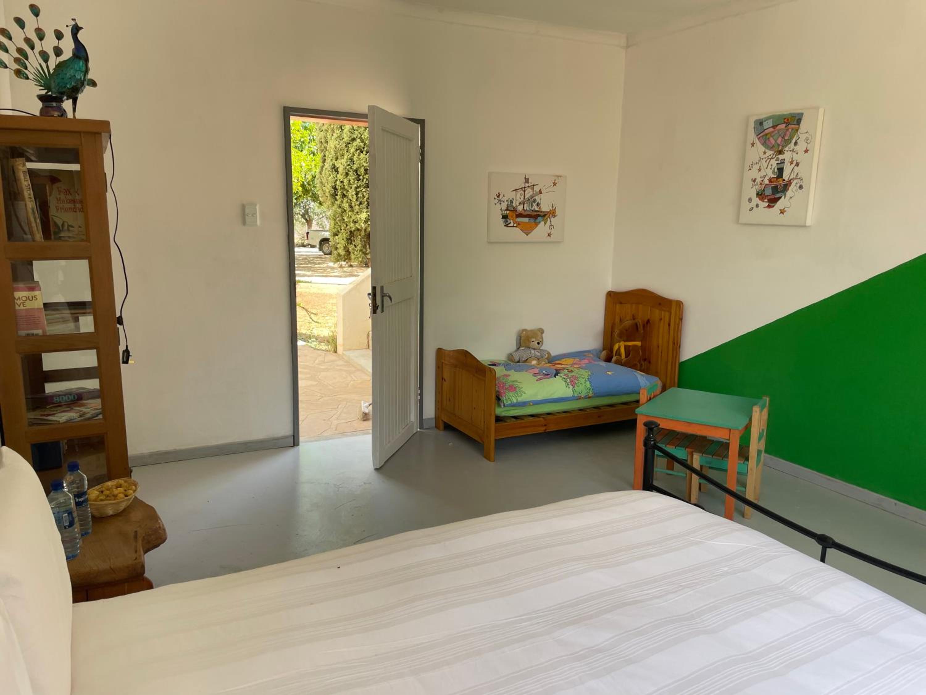 Family Room photo 2