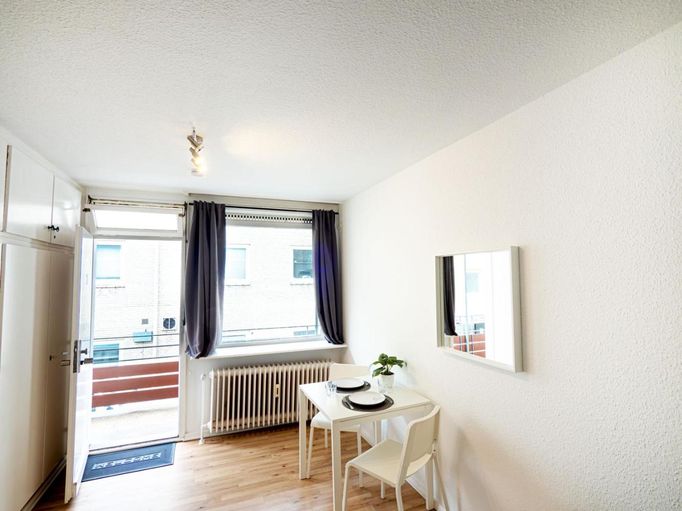 One-Bedroom Apartment photo 3