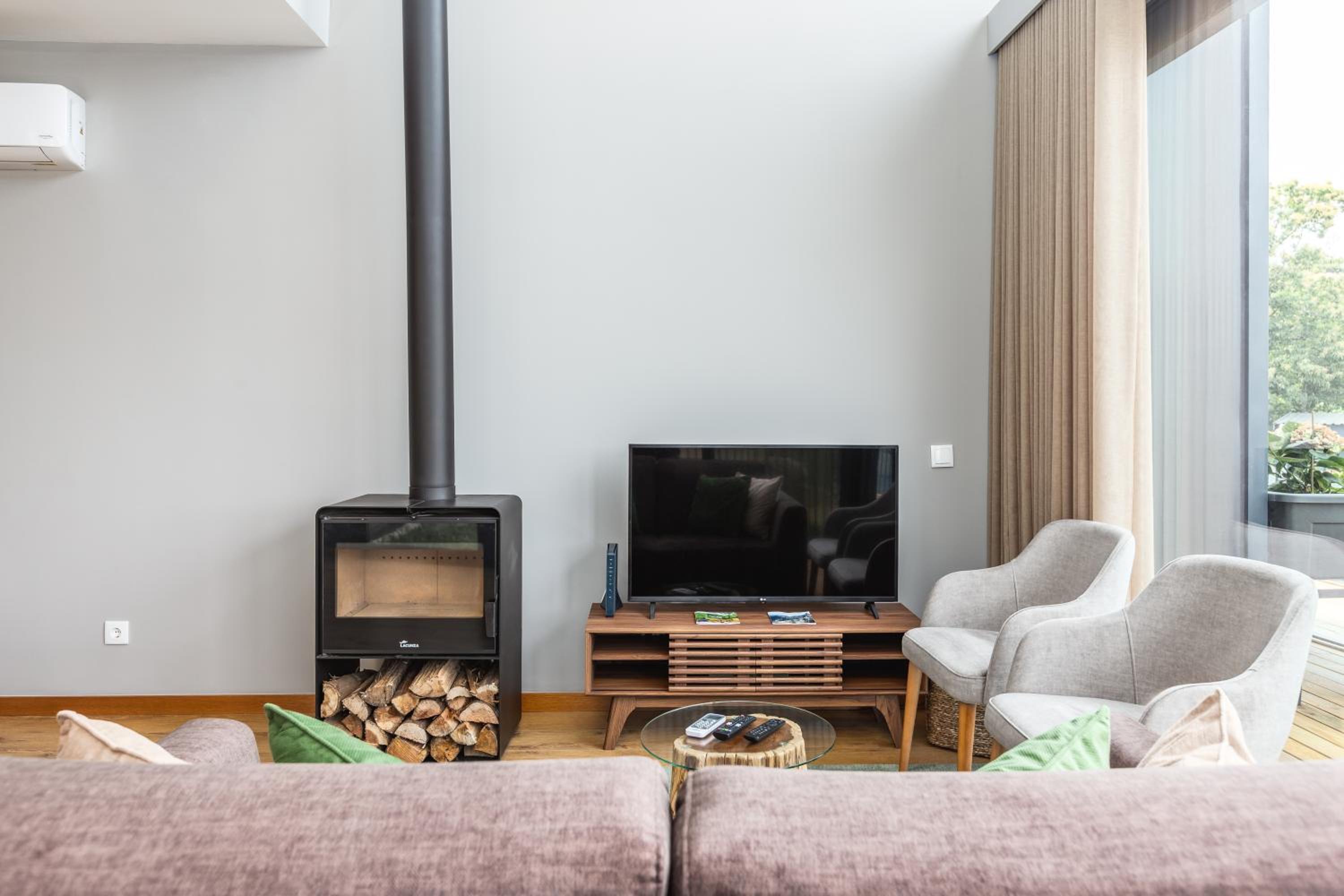 Two-Bedroom Chalet photo 2