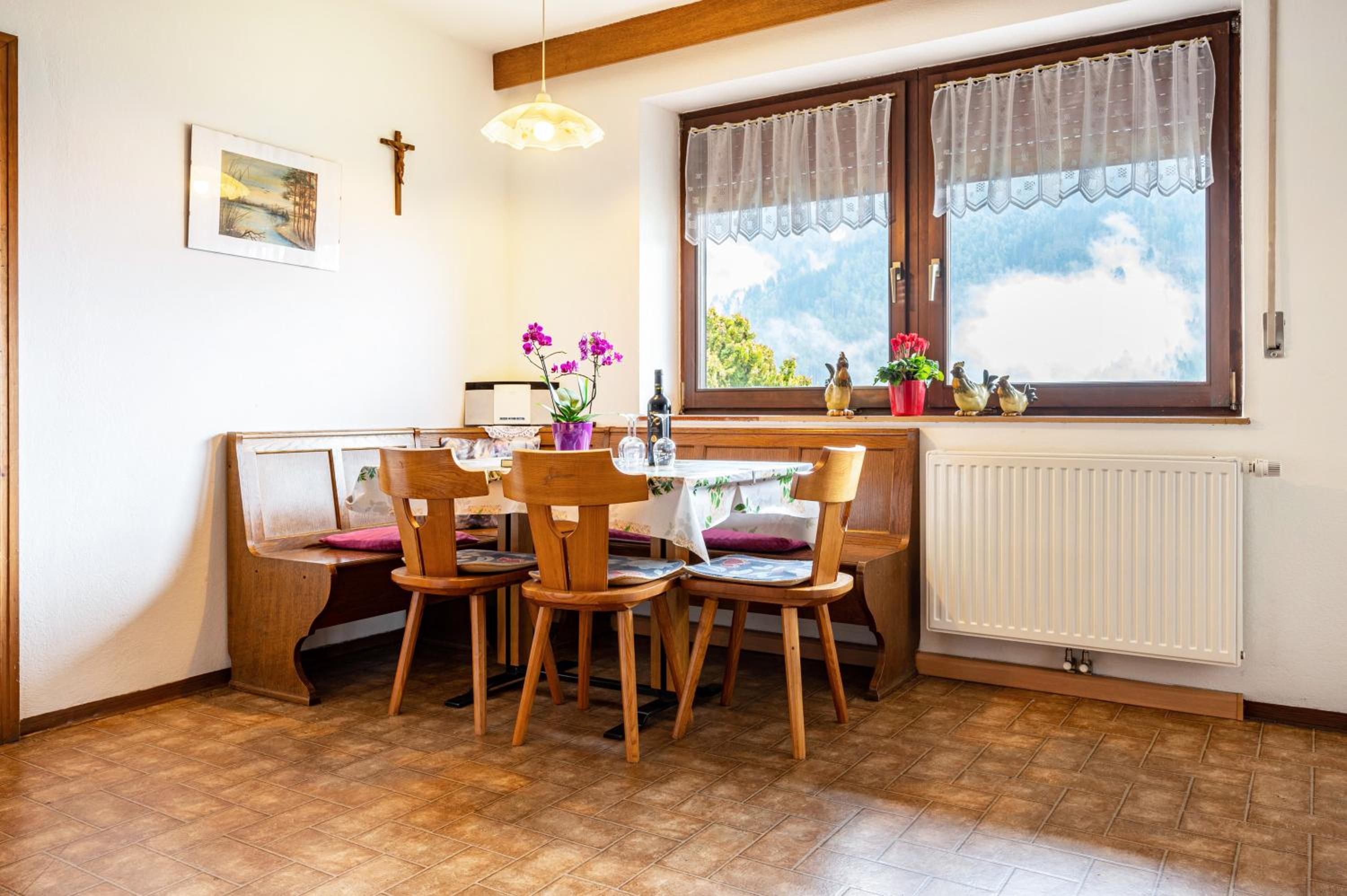 Two-Bedroom Deluxe Apartment with Garden View photo 2