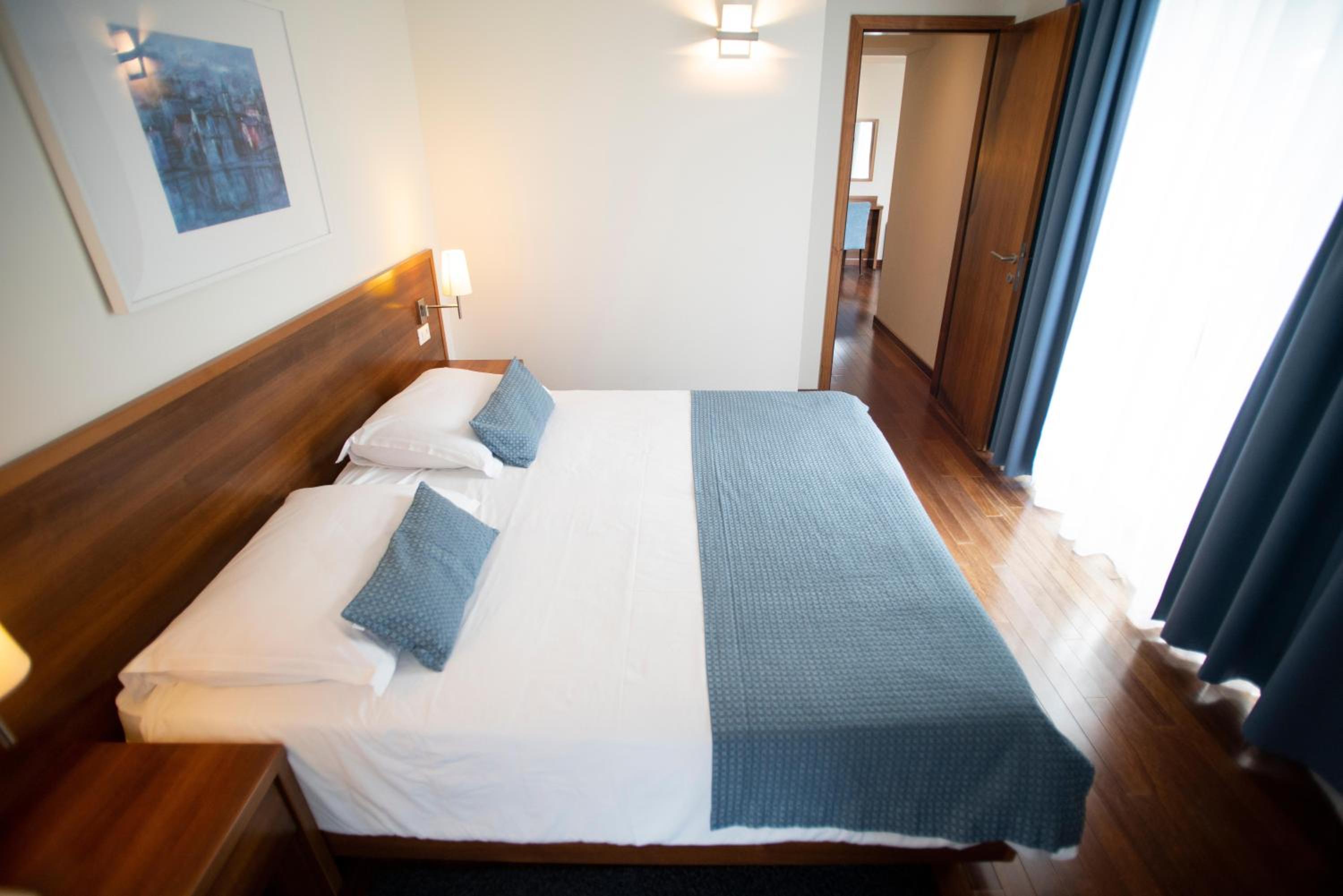 Premium Double Room - Photo 4