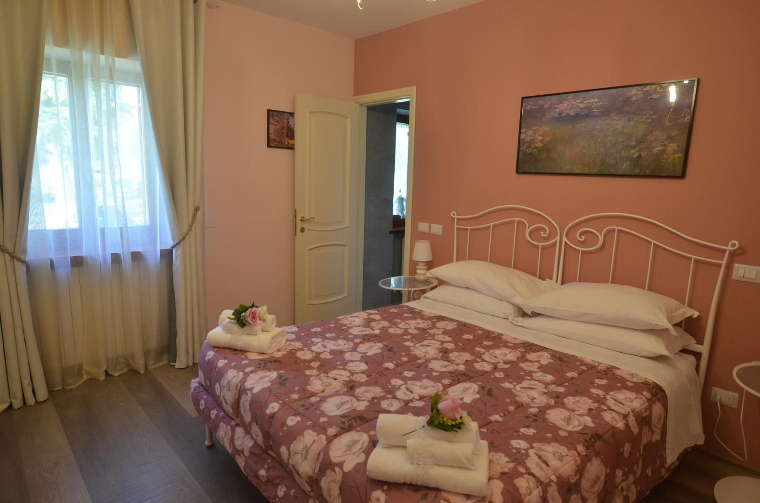 Double or Twin Room photo 1