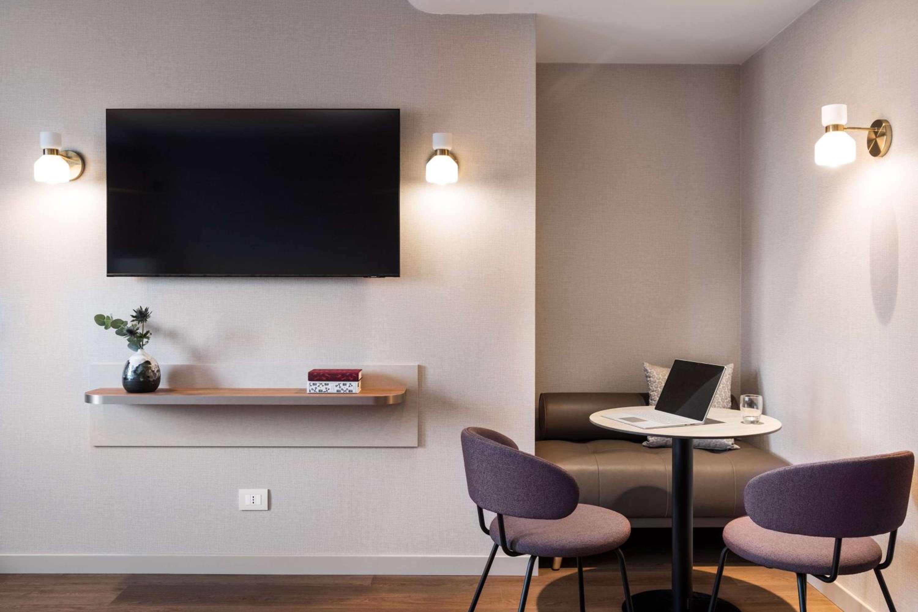 Junior Suite - Photo 1