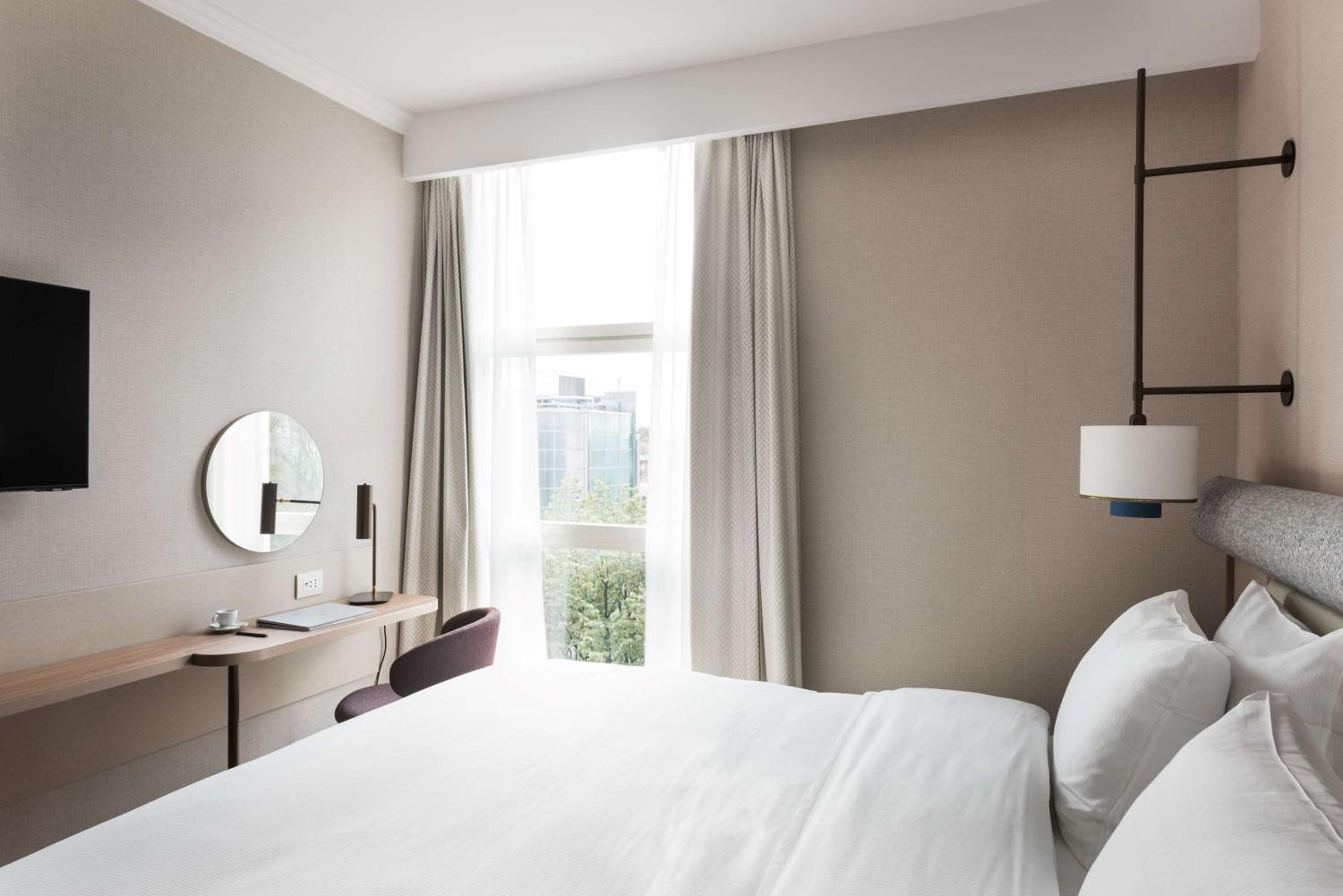 King Guest Room - Photo 1