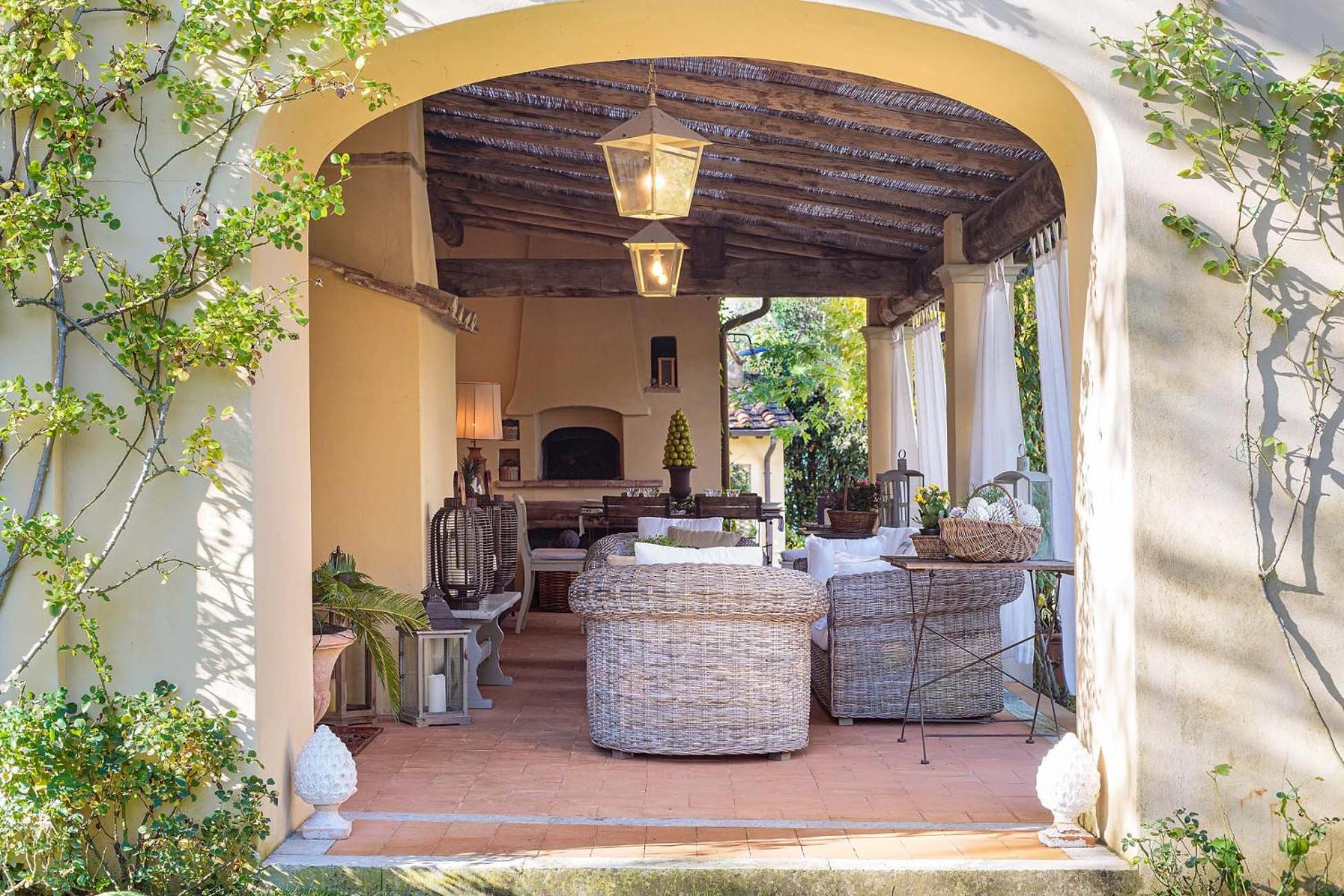 Villa photo 3