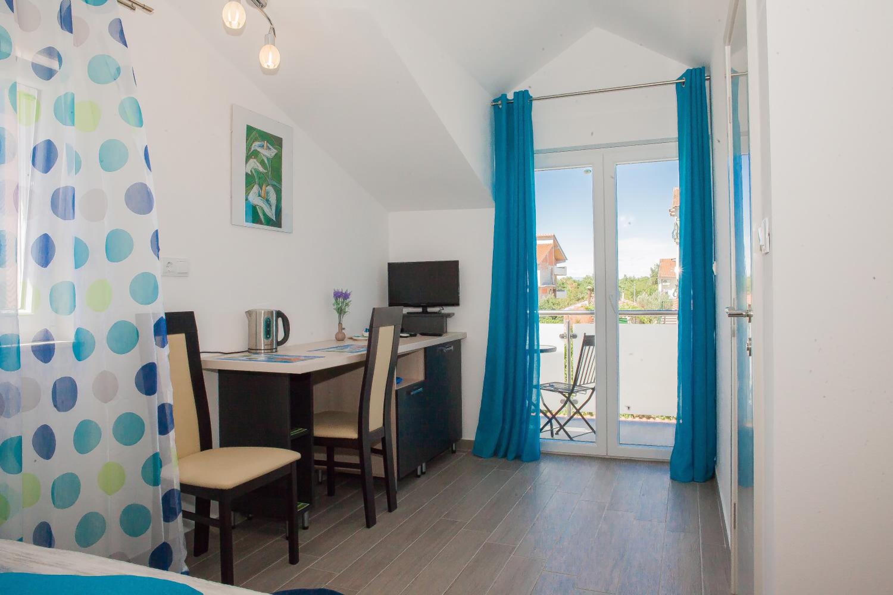 Deluxe Double Room with Balcony - Photo 1