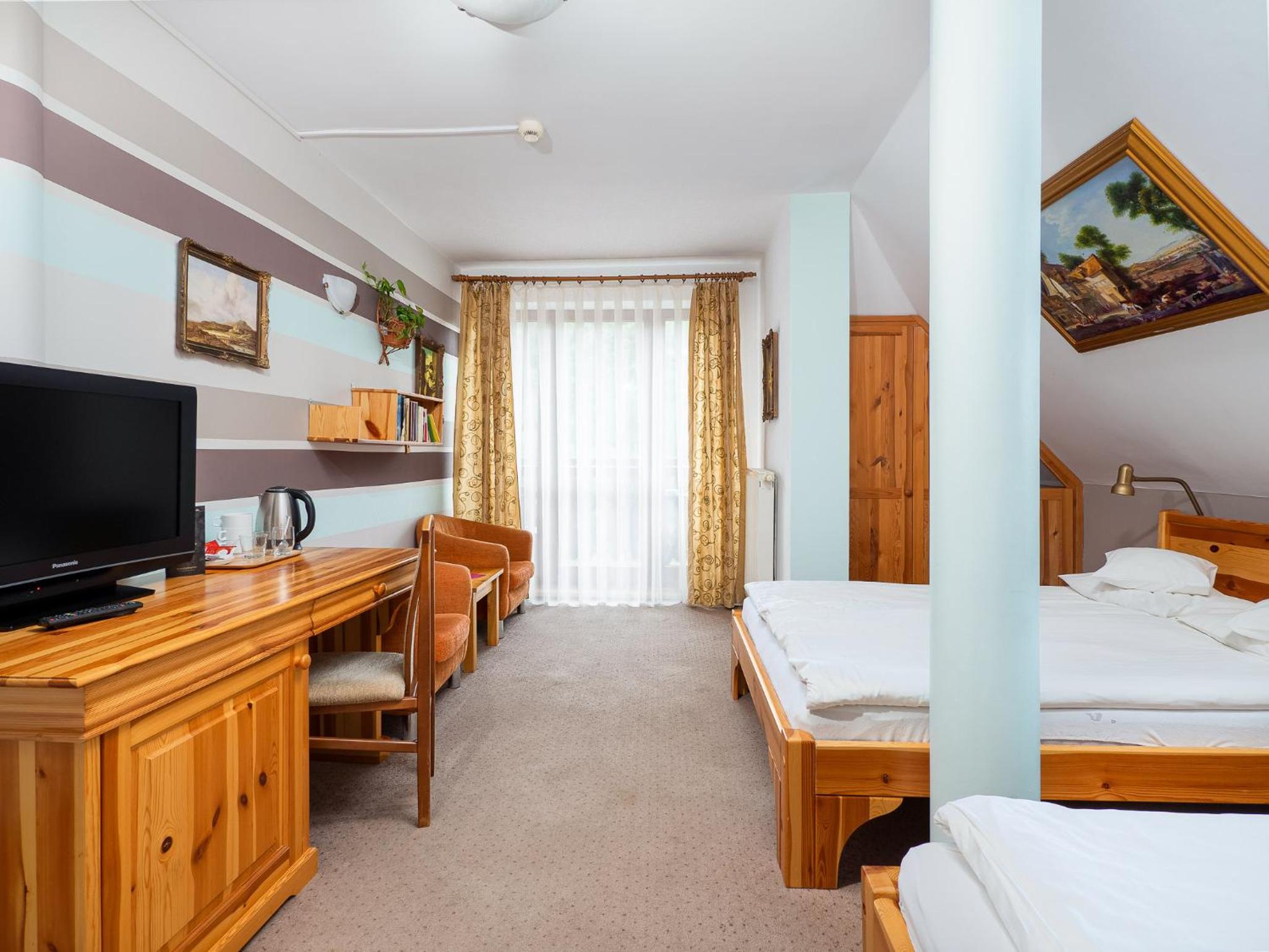 Classic Triple Room photo 1
