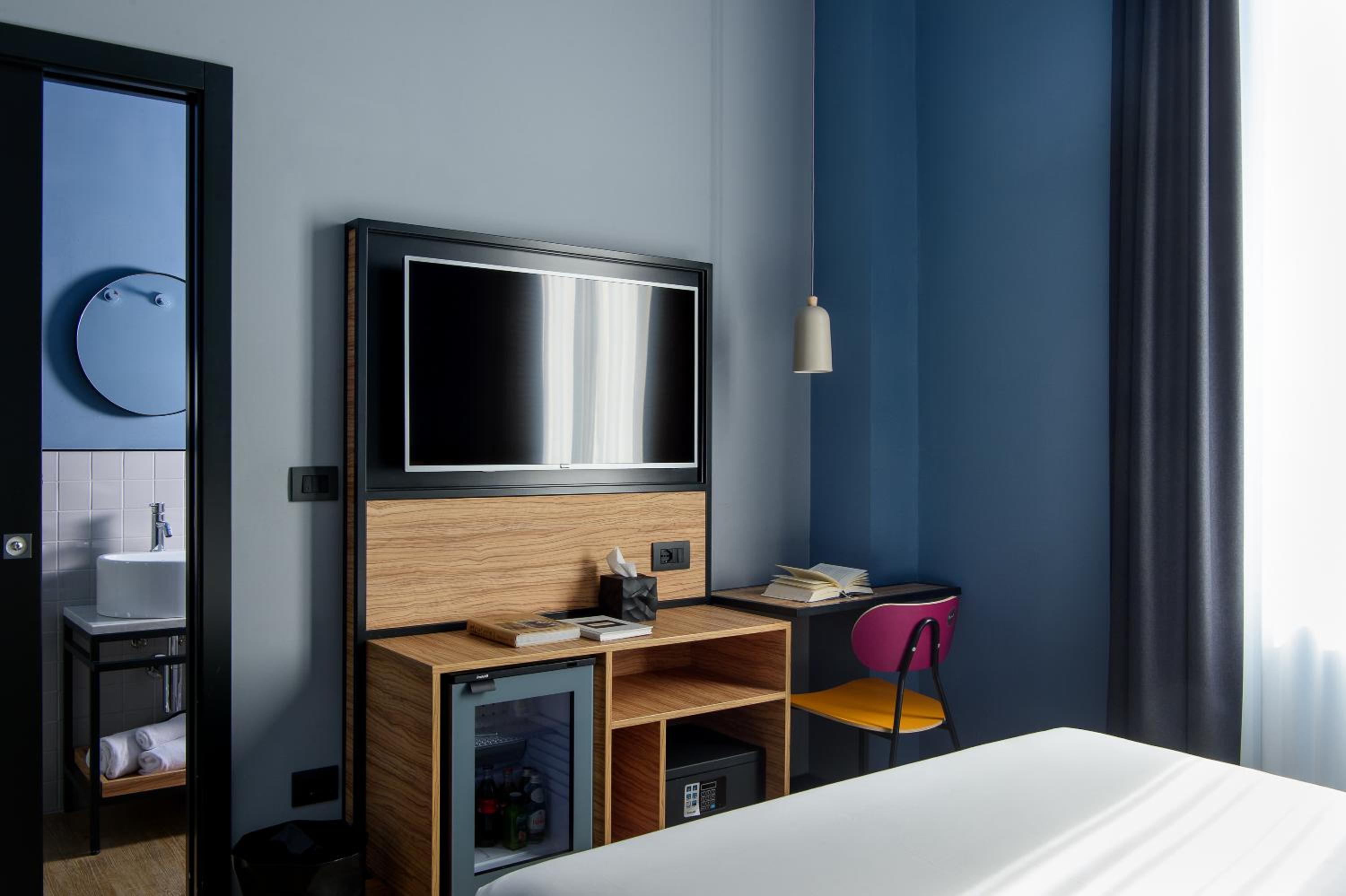Standard Double Room - Photo 4