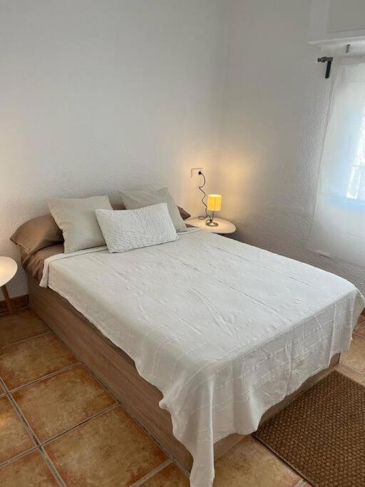 Casa de cuatro habitaciones