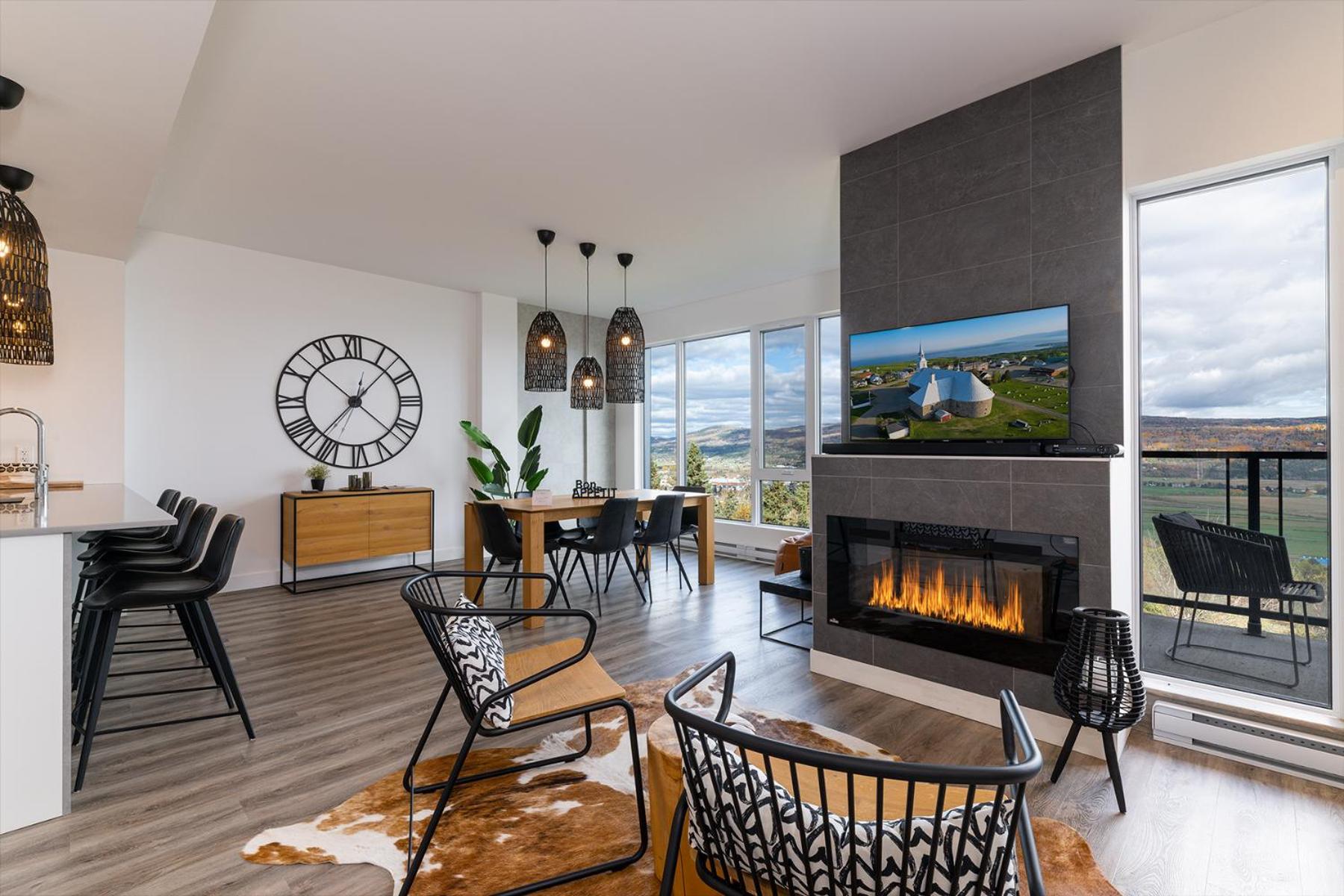 Apartment with Terrace - 307