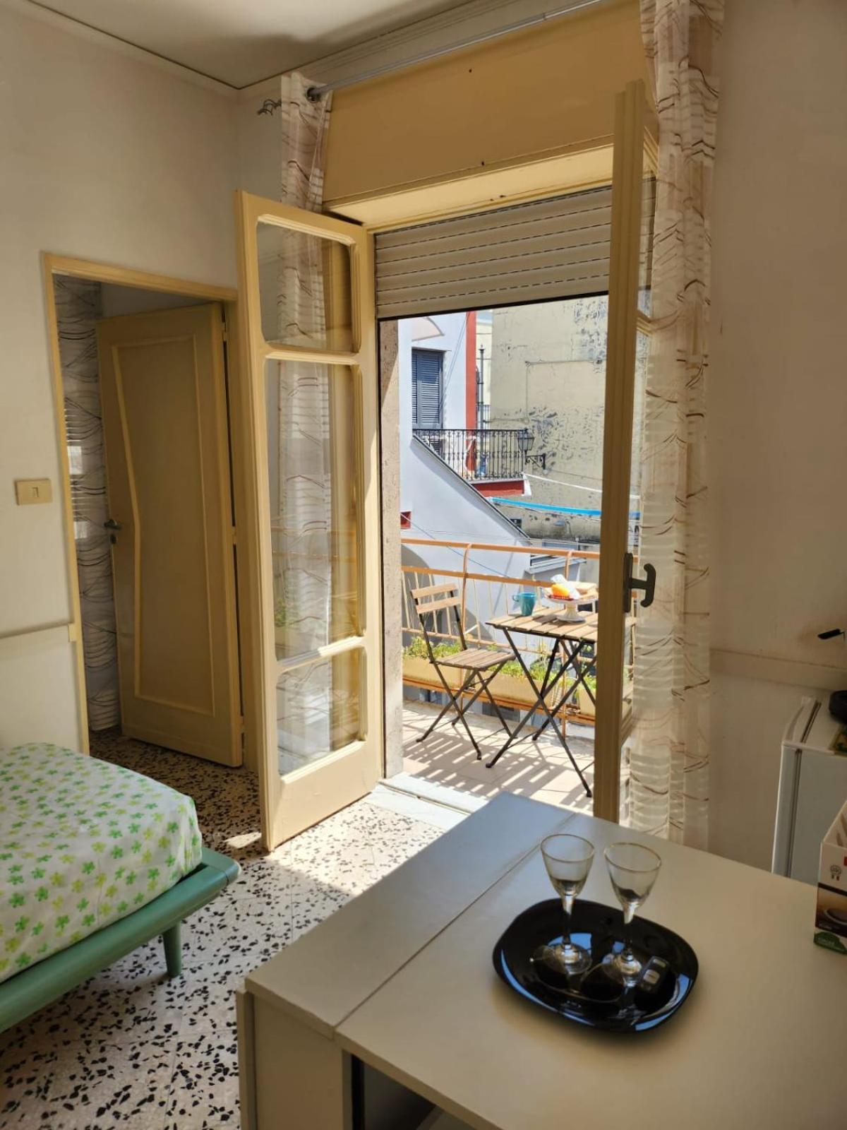 One-Bedroom House photo 2