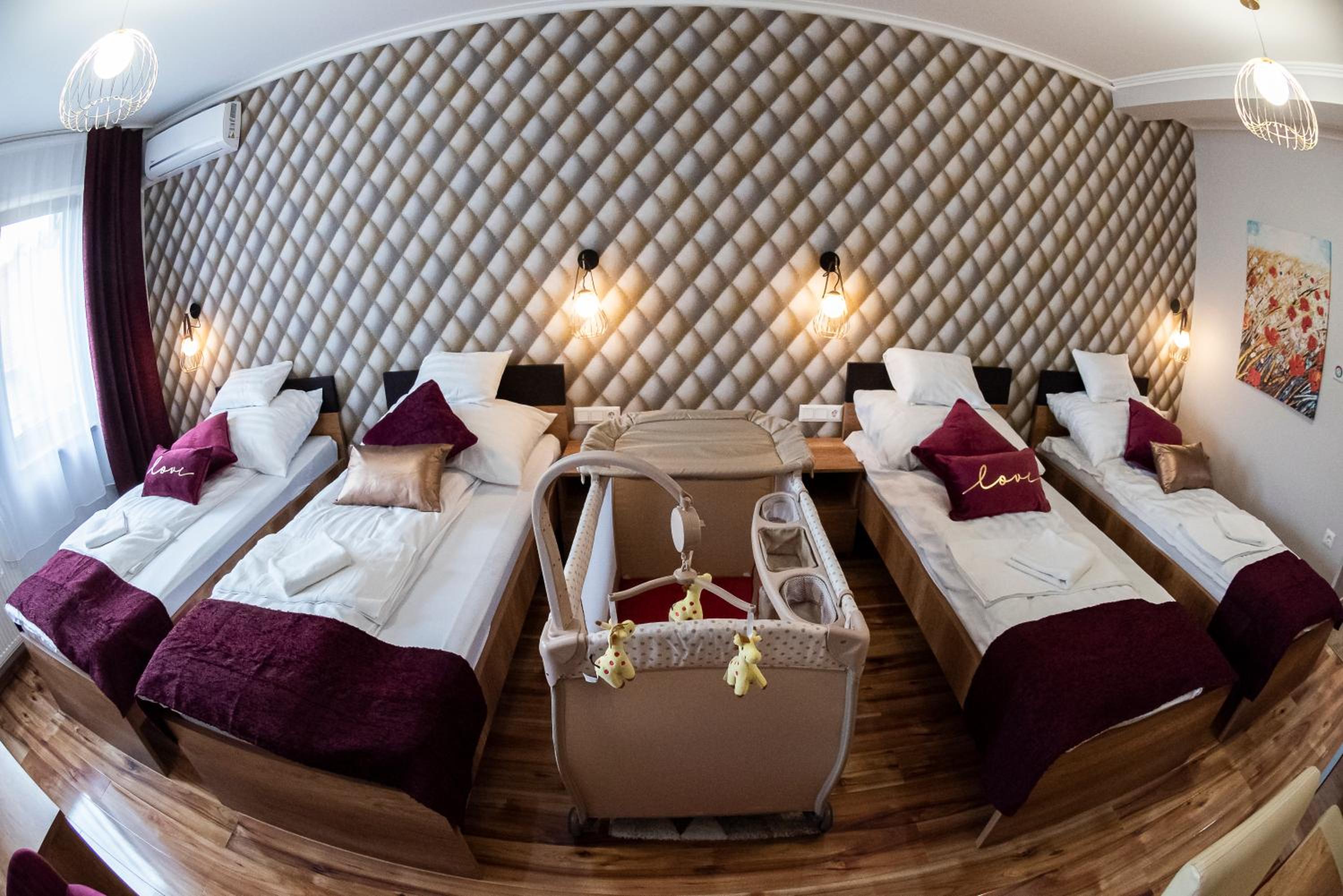 Quadruple Room photo 1