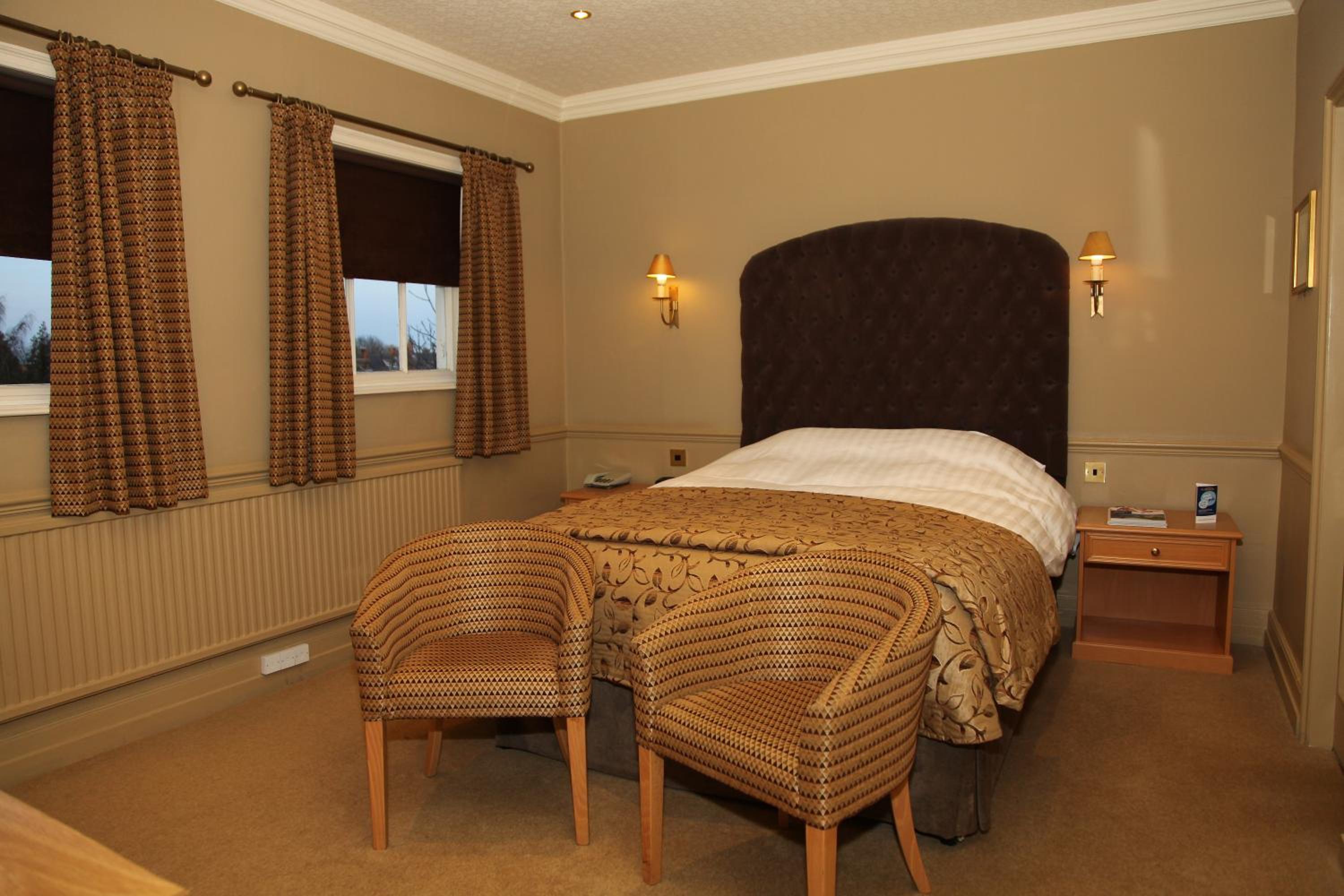 Standard Double Room - Non-Smoking - Photo 4