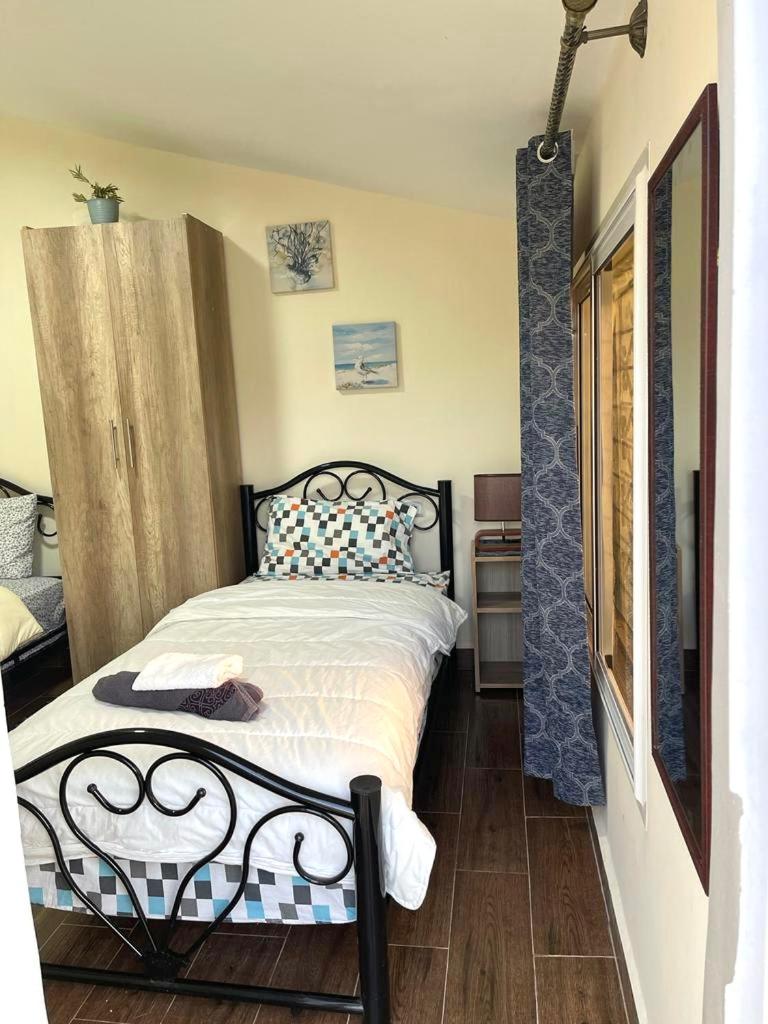 Double or Twin Room with Mountain View