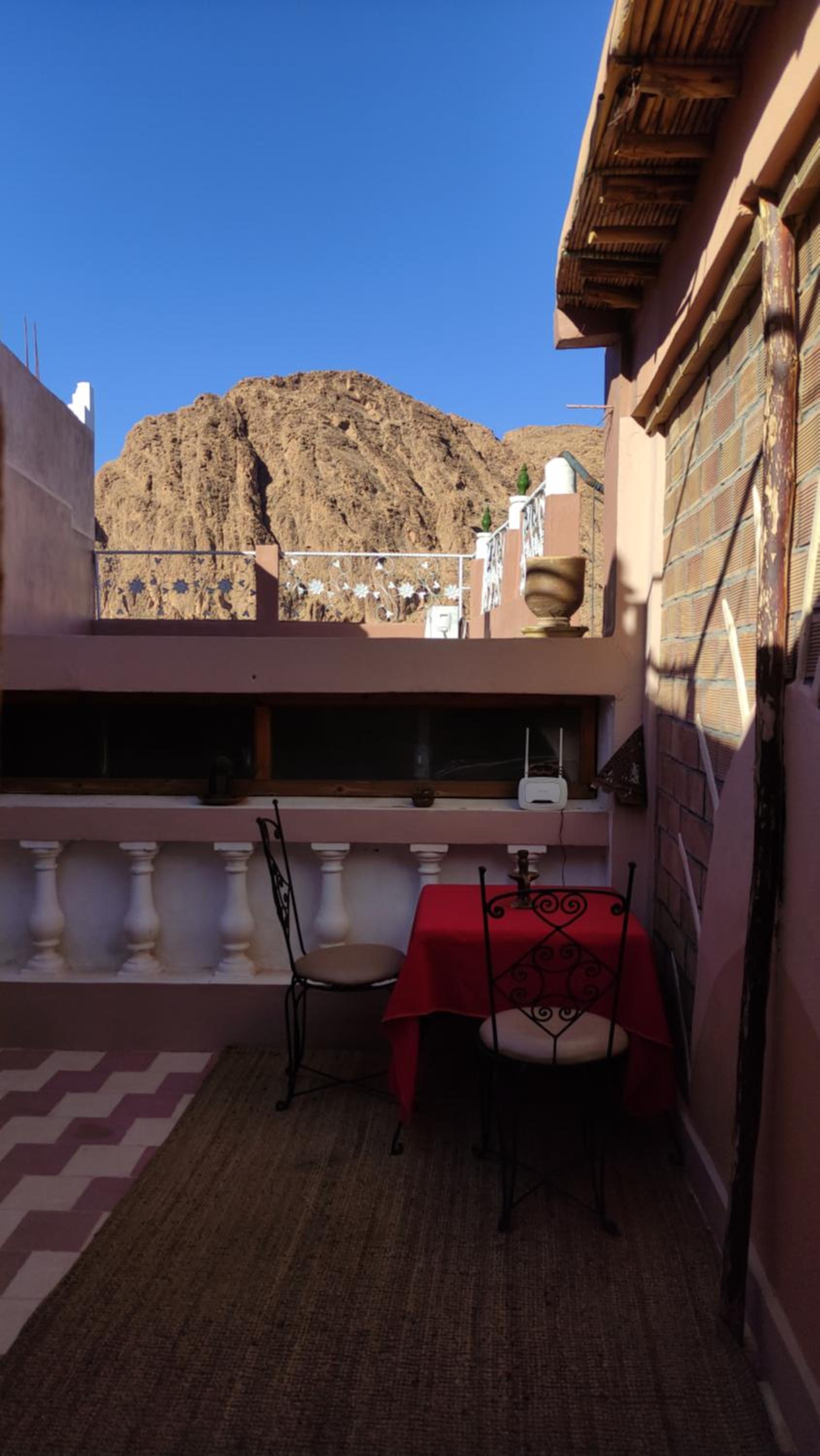 Double Room with Patio - Photo 5