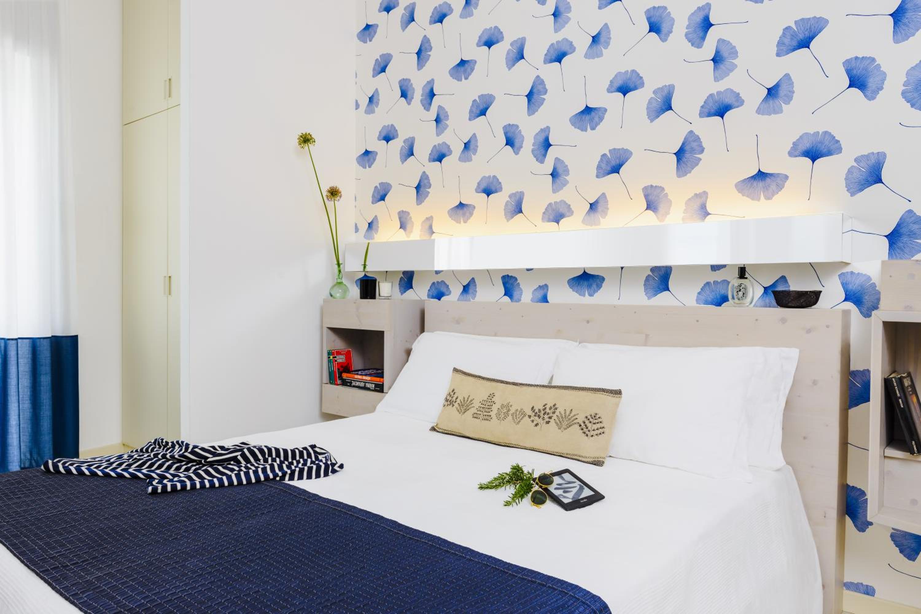 Double or Twin Room with Beach Access photo 3