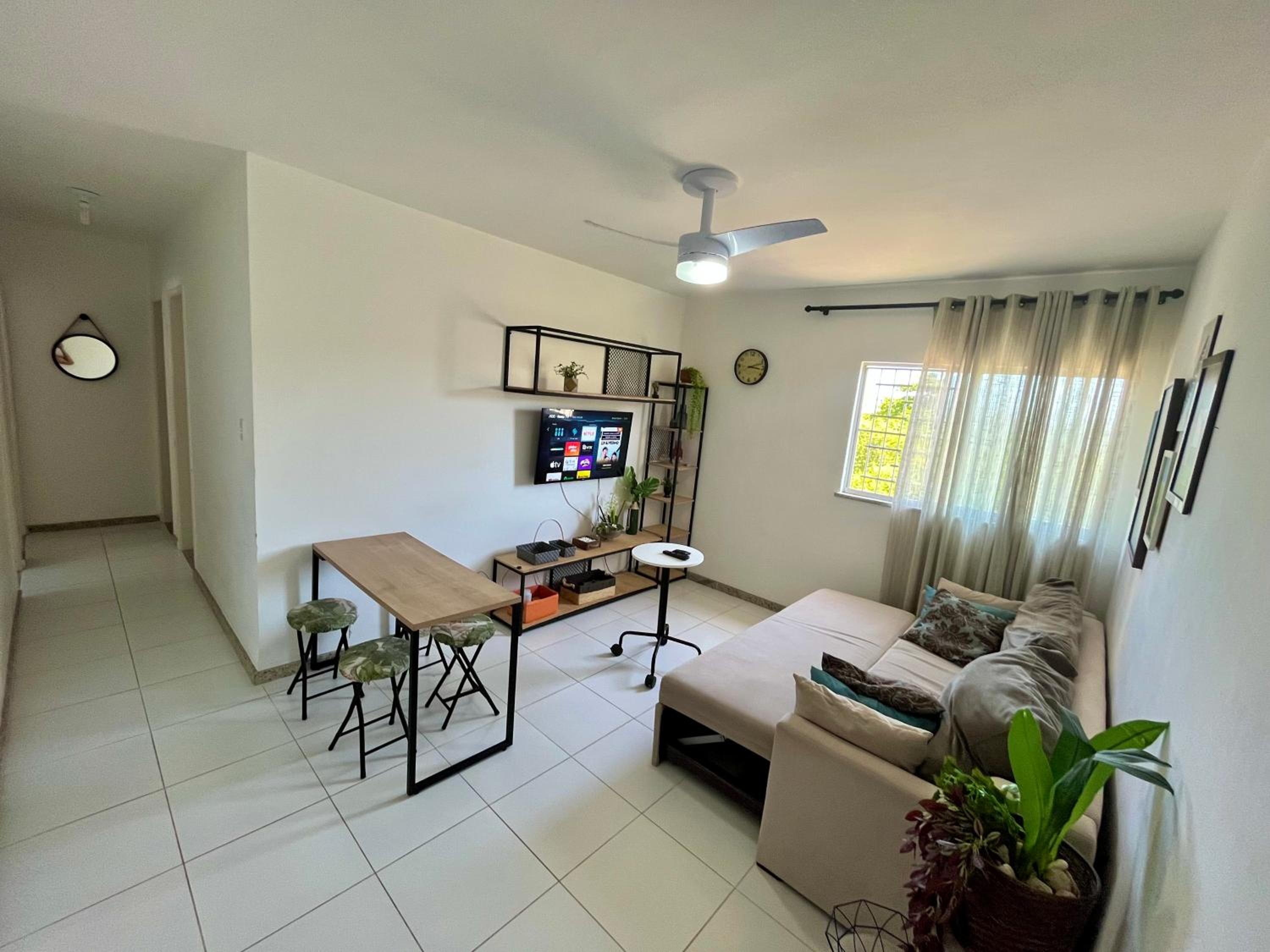 Three-Bedroom Apartment photo 2