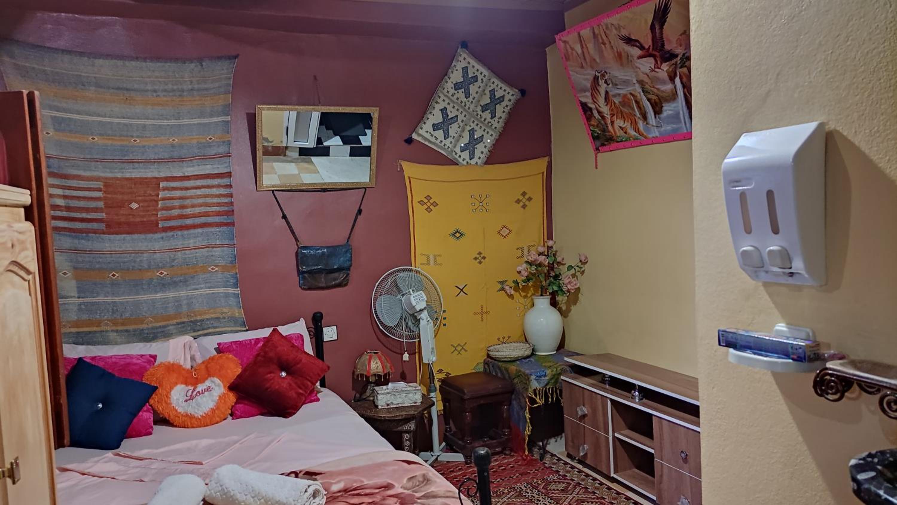 Double Room - Photo 3