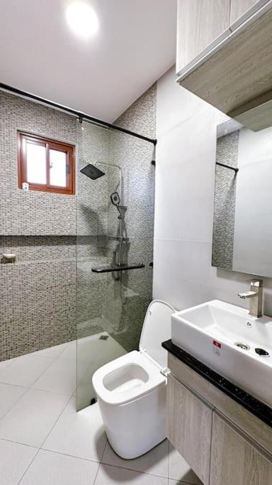 Villa photo 2