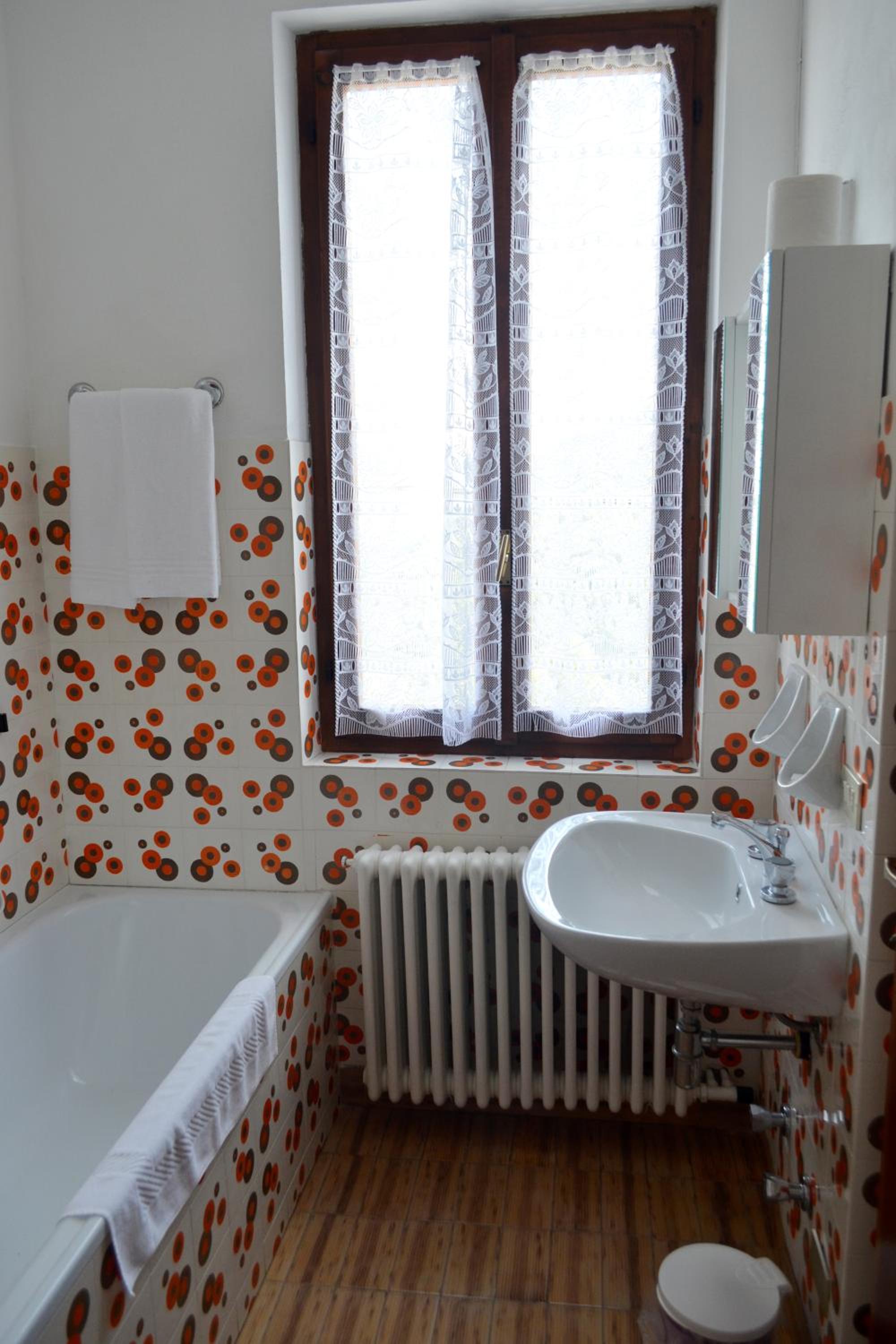 Quadruple Room - Photo 4