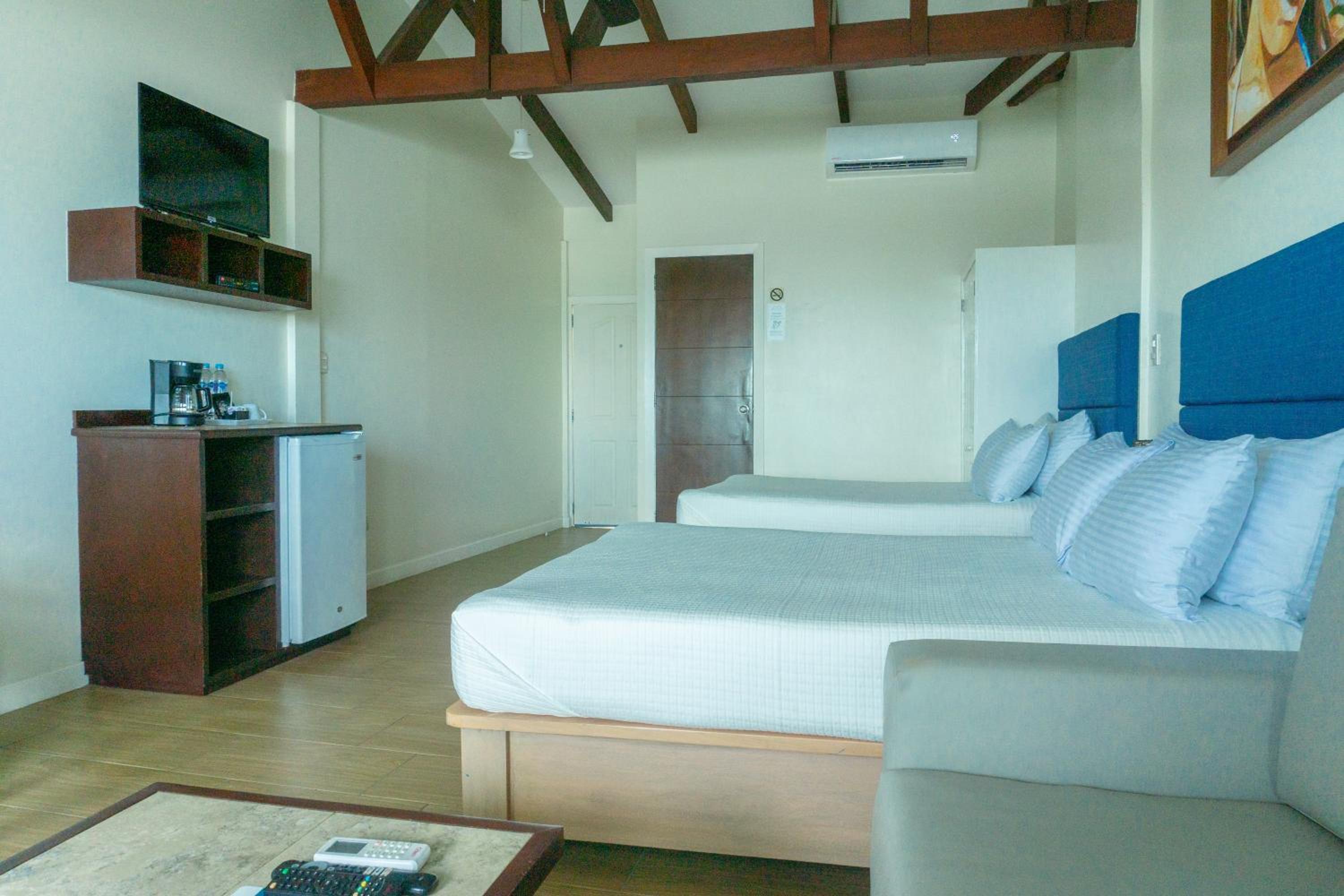 Double Room with Sea View photo 3