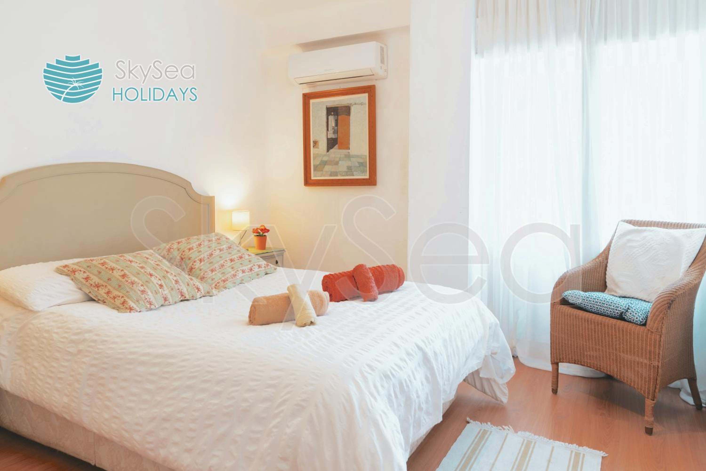 Apartamento con Balcón